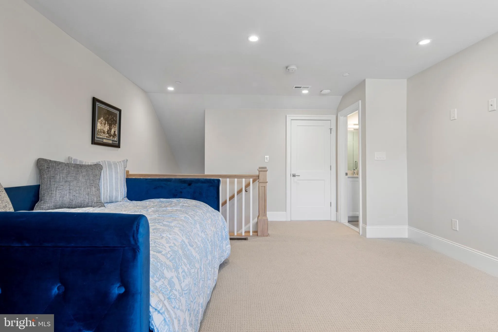 Wayne, Pennsylvania 19087, United States, 3 Bedrooms Bedrooms, ,5 BathroomsBathrooms,Residential,Active,112107