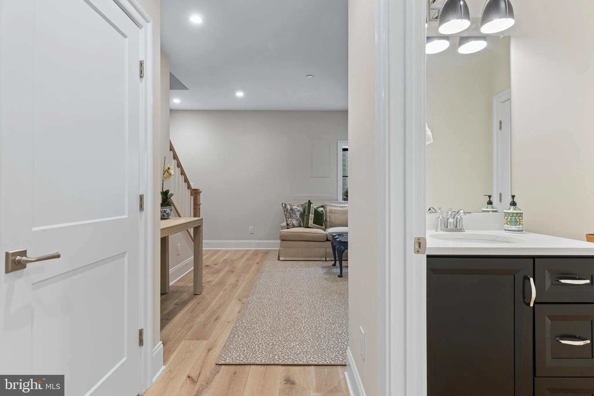 Wayne, Pennsylvania 19087, United States, 3 Bedrooms Bedrooms, ,5 BathroomsBathrooms,Residential,Active,112107