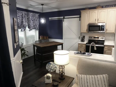 MLS: MDHR2058572