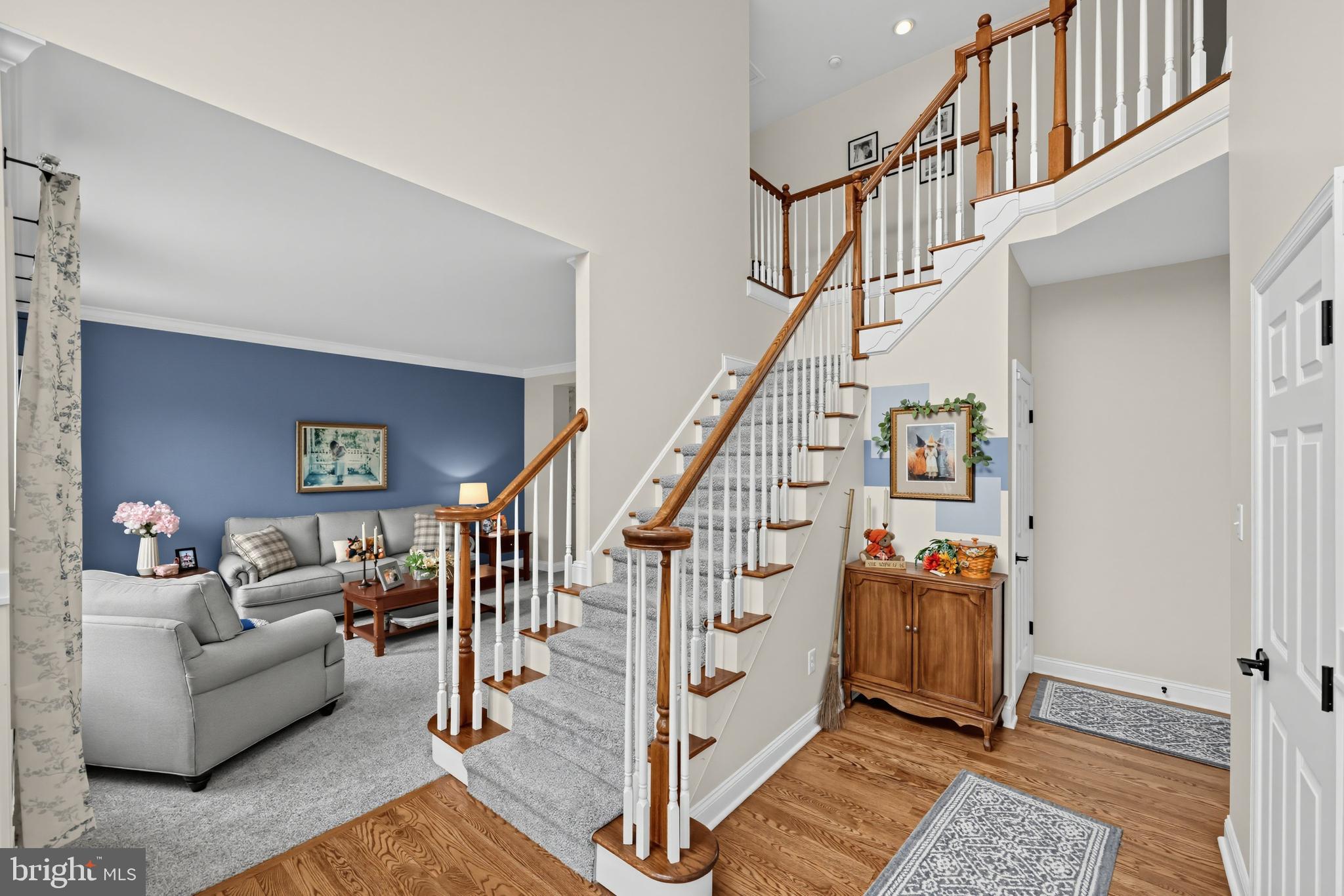 4 KENNETH COURT