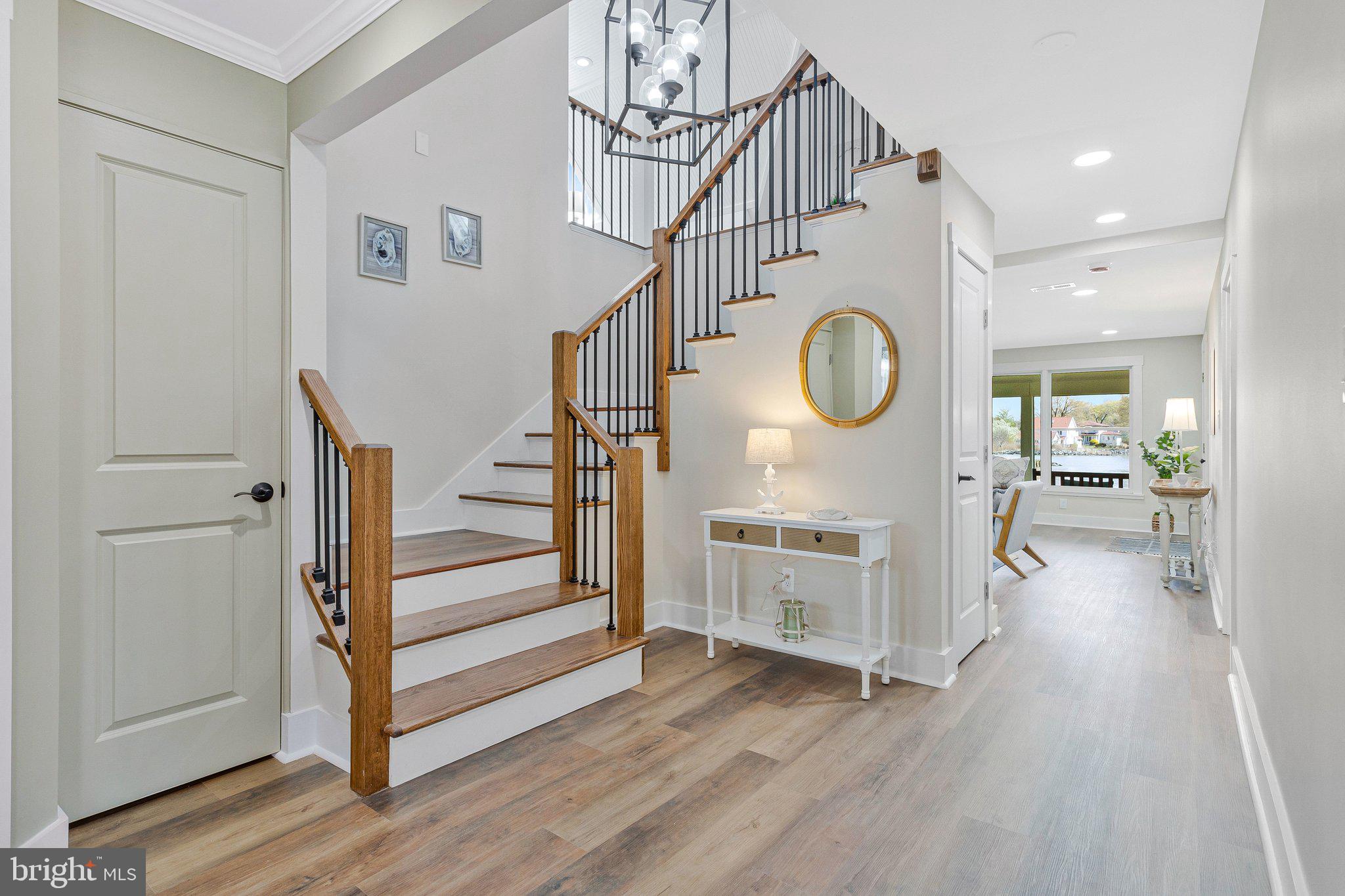 SHADY SIDE - Residential