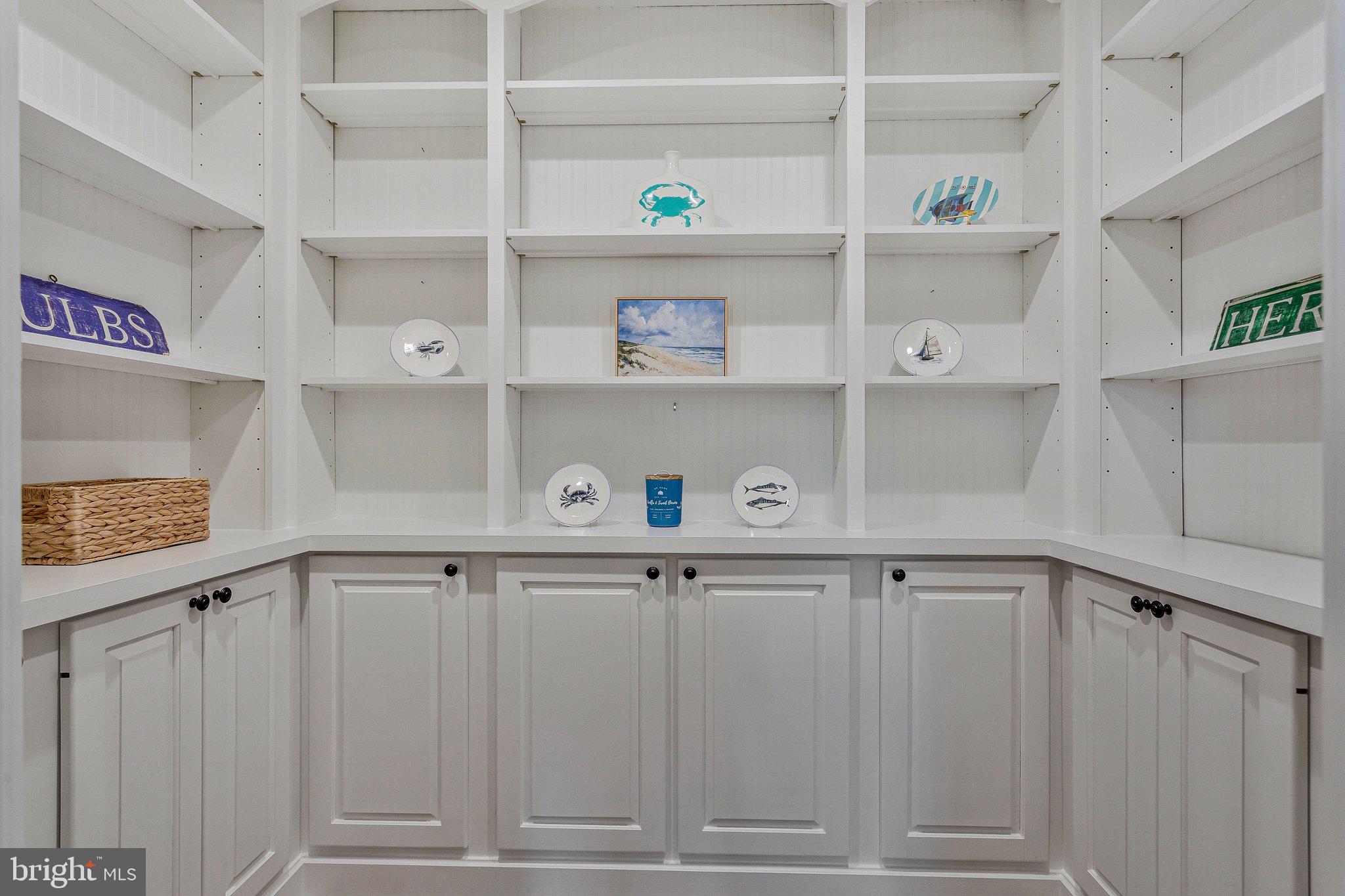 SHADY SIDE - Residential