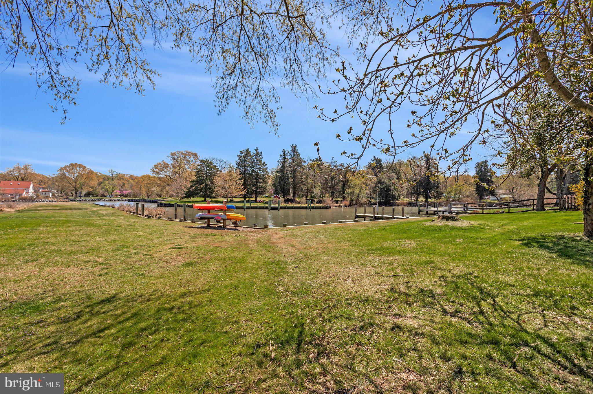 SHADY SIDE - Residential