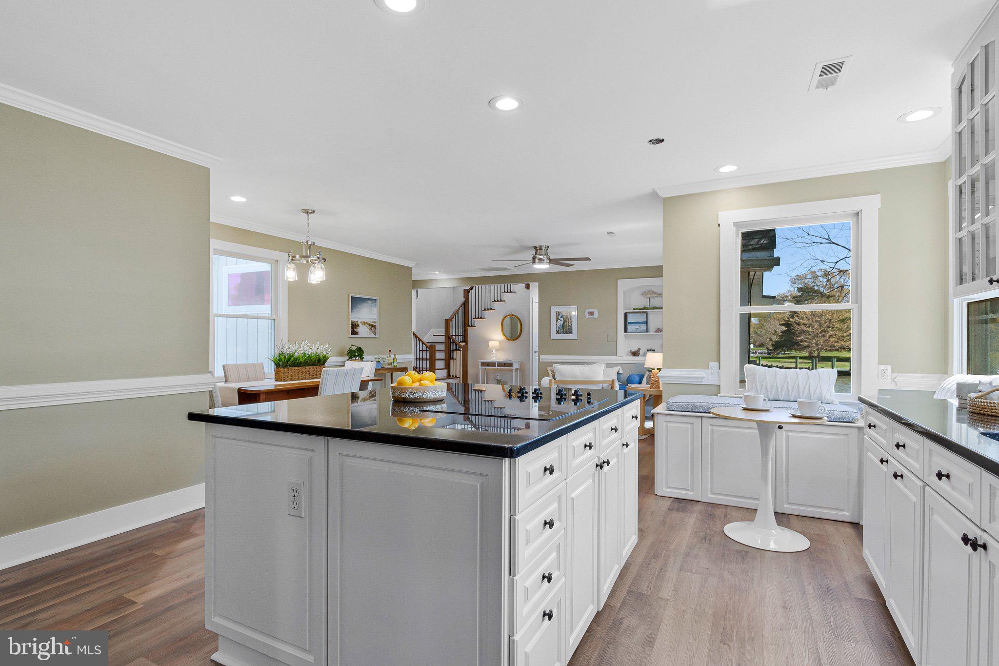 SHADY SIDE - Residential