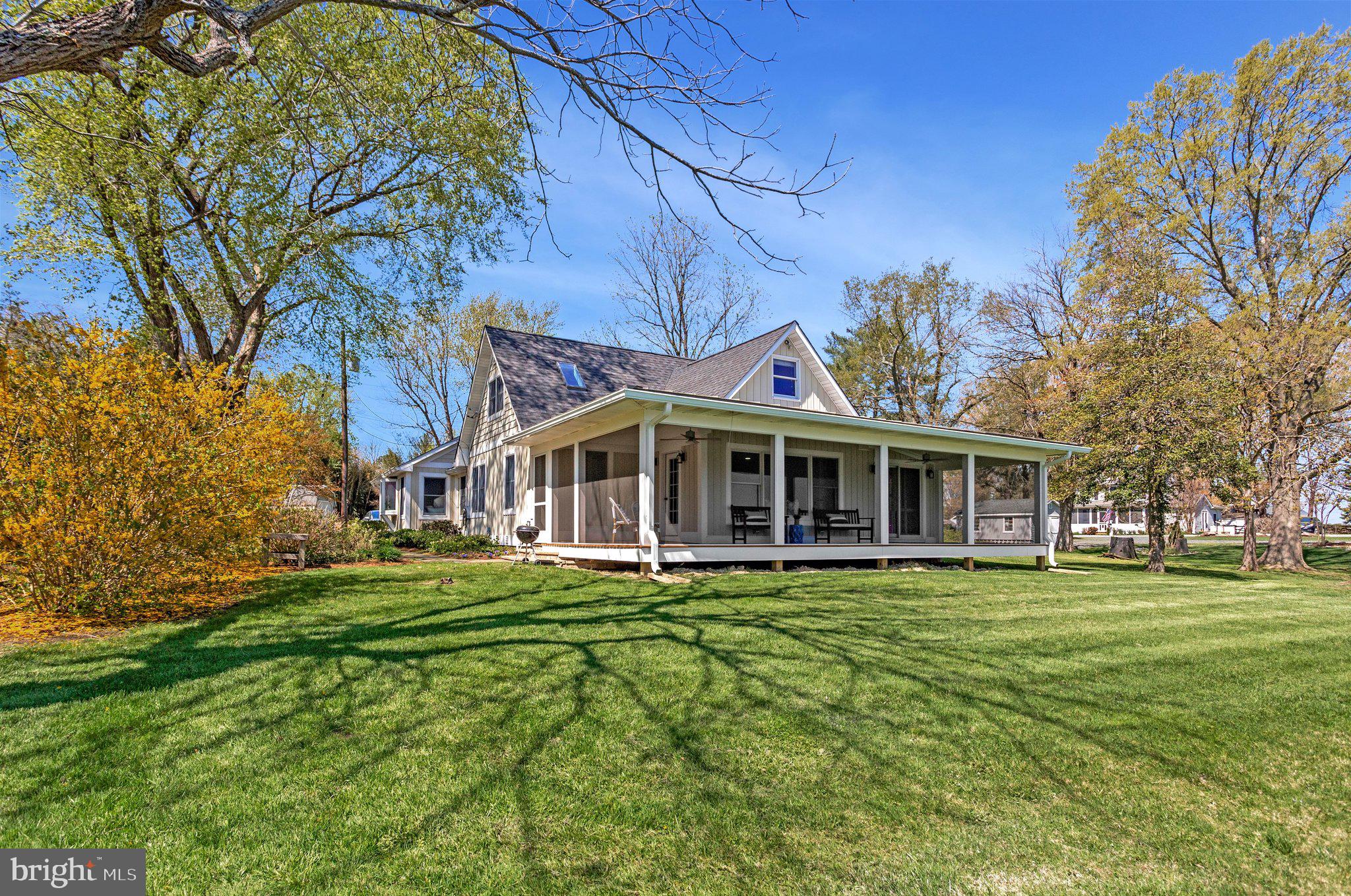 SHADY SIDE - Residential