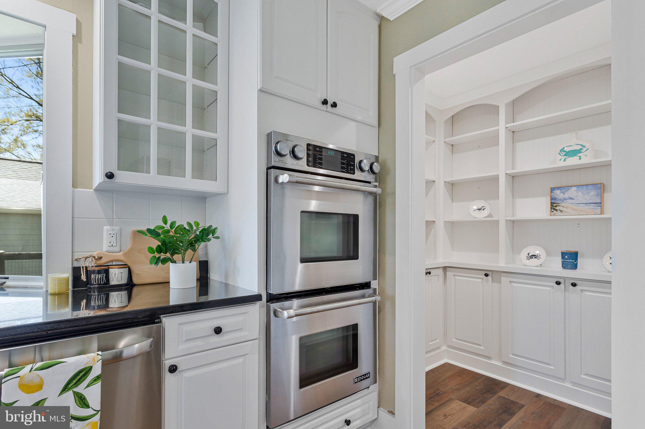 SHADY SIDE - Residential