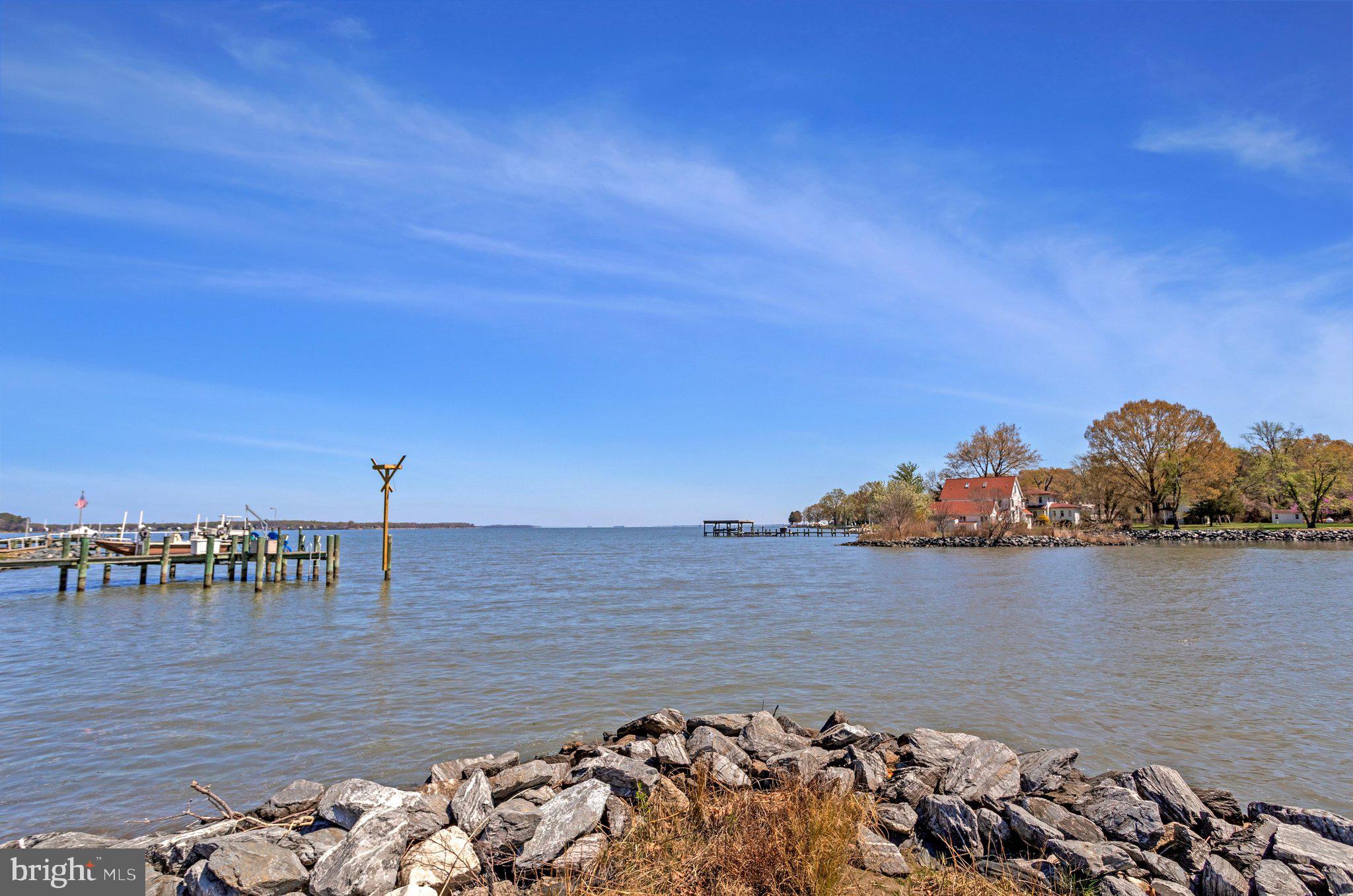 SHADY SIDE - Residential