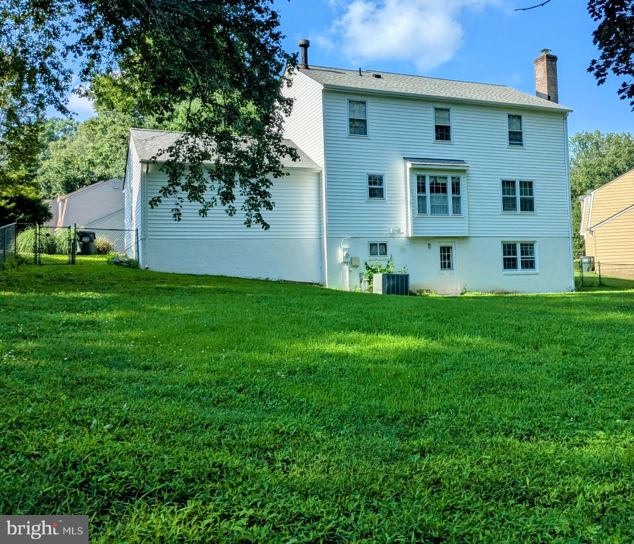 5023 MIGNONETTE COURT