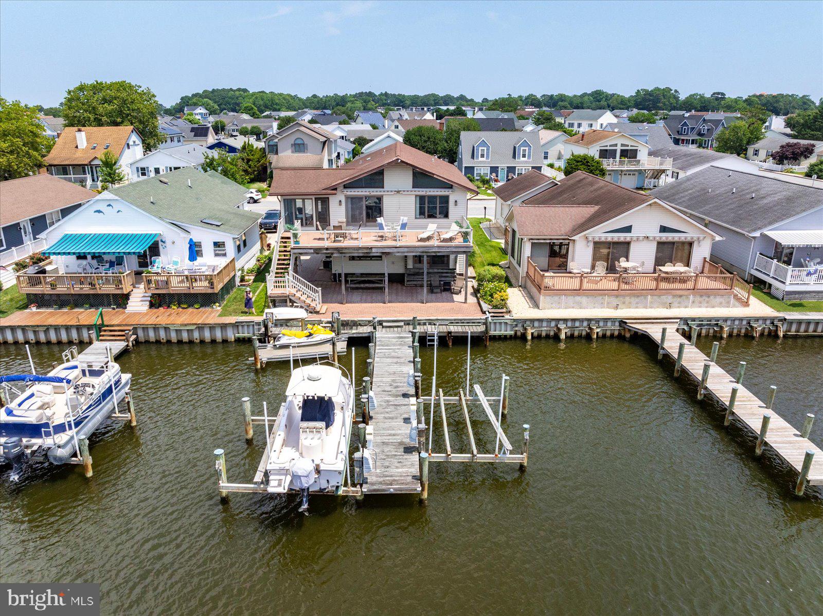 607 S SURF ROAD