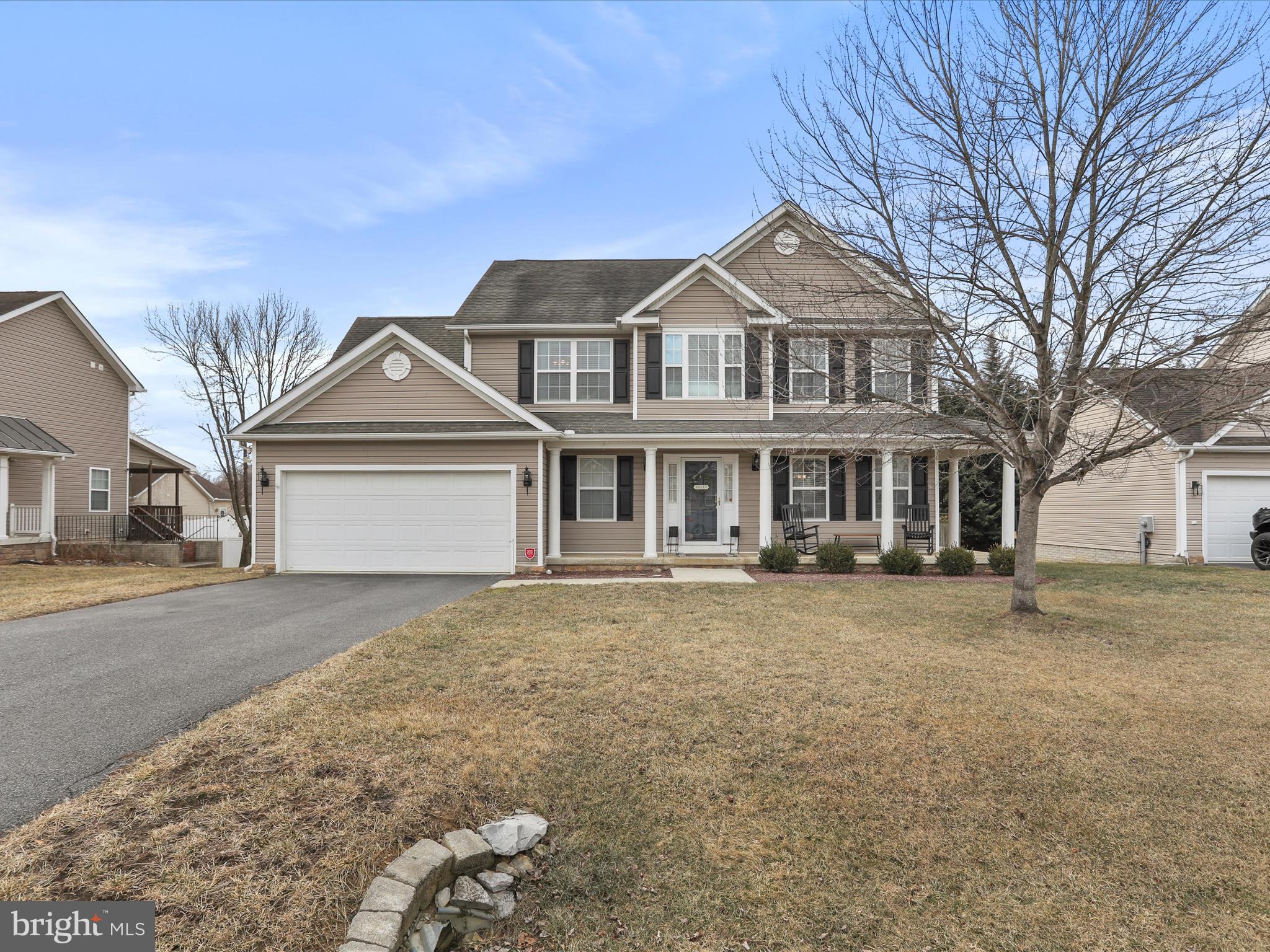 CRESTFIELD - Residential