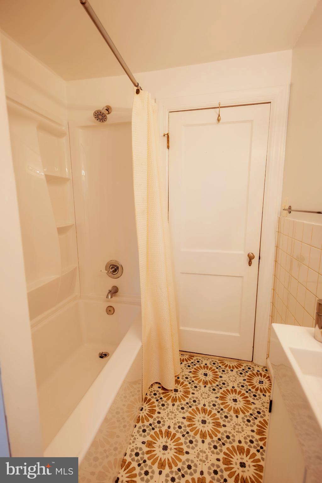 CATONSVILLE - Residential