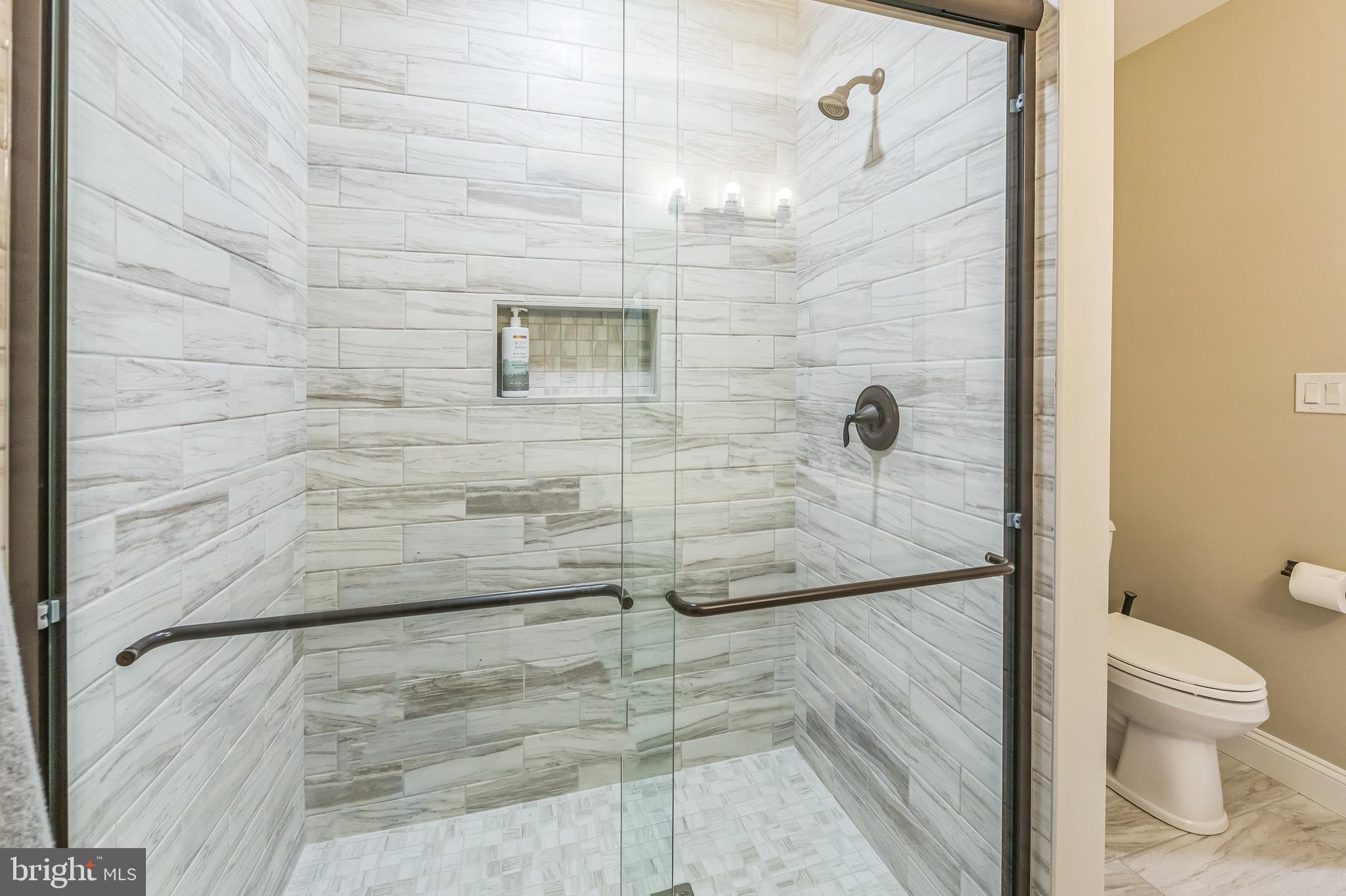 BRINTON VILLAGE - Residential