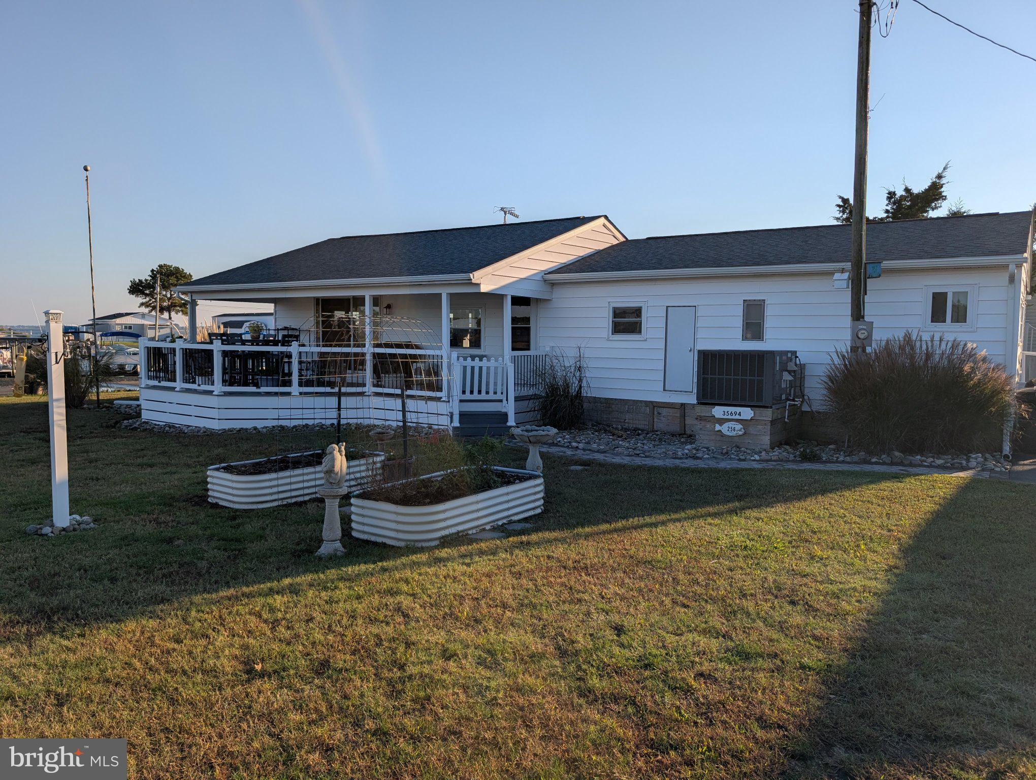 35694 E HARBOR DRIVE