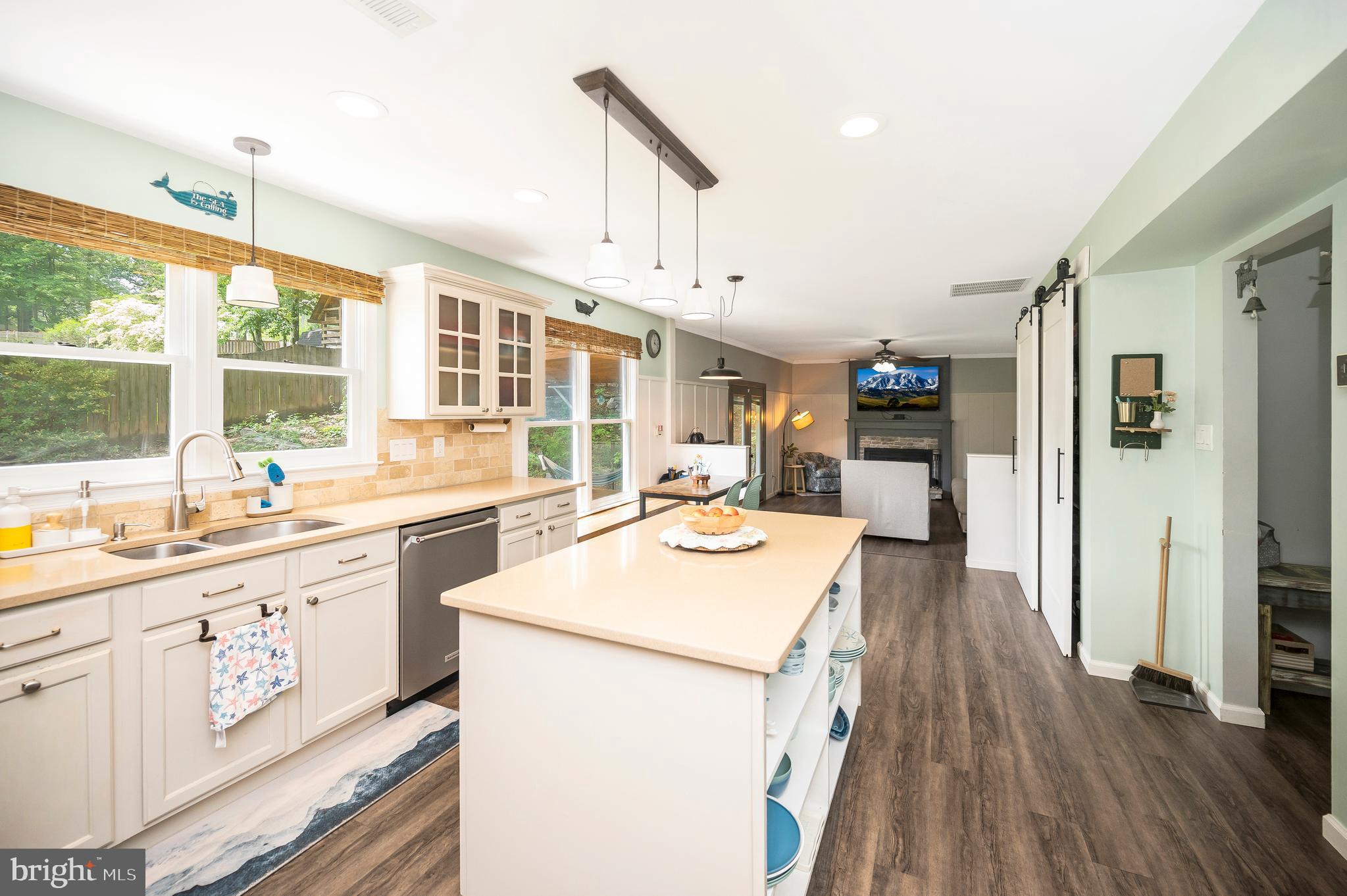Picture for the property VAST2040294, 4 beds, 4 baths