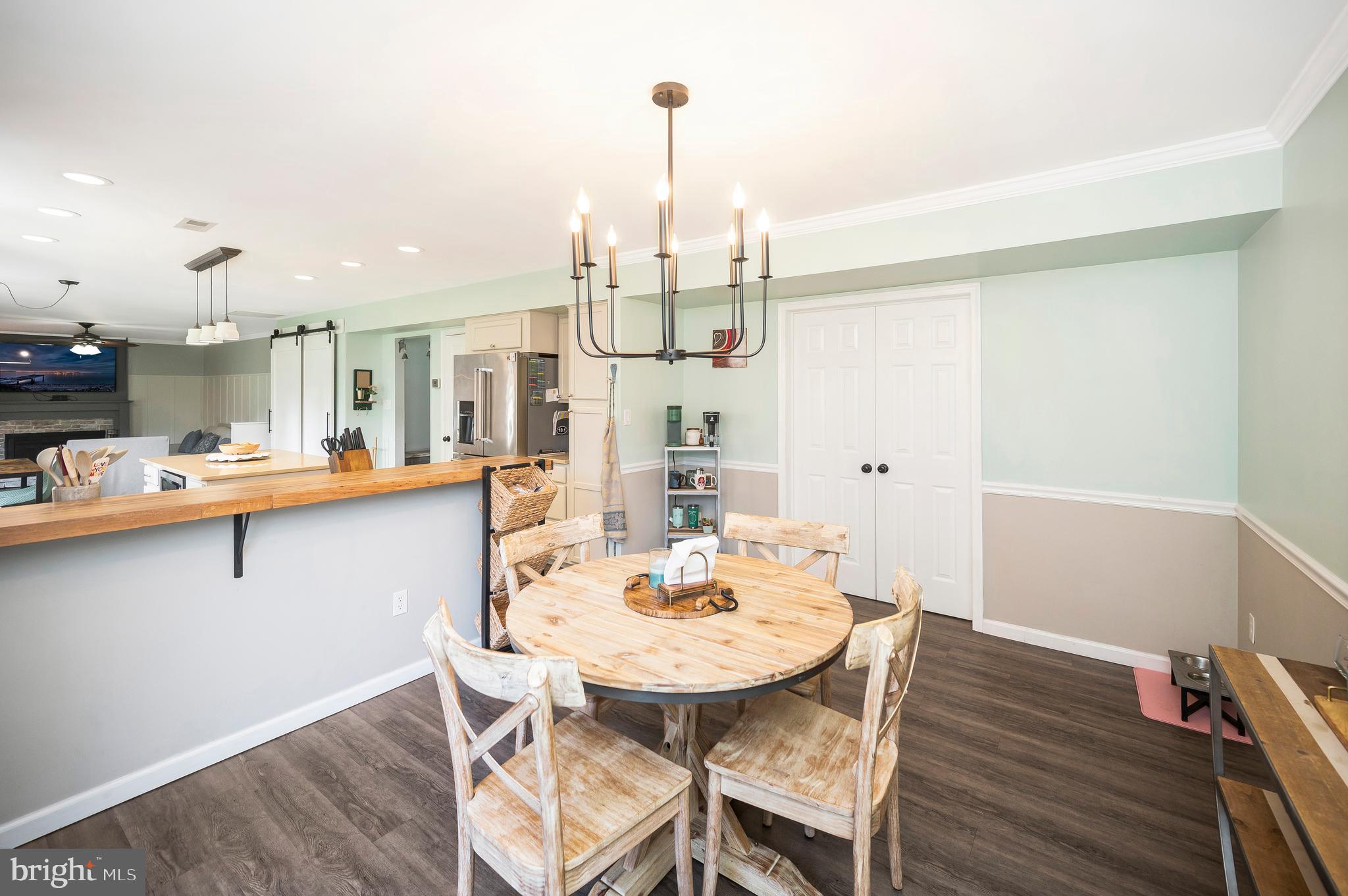 Picture for the property VAST2040294, 4 beds, 4 baths