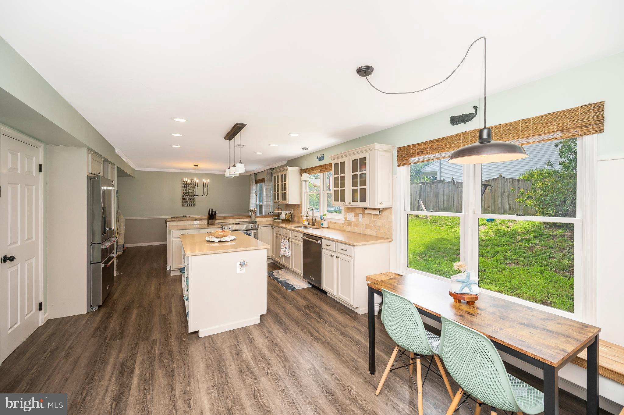 Picture for the property VAST2040294, 4 beds, 4 baths