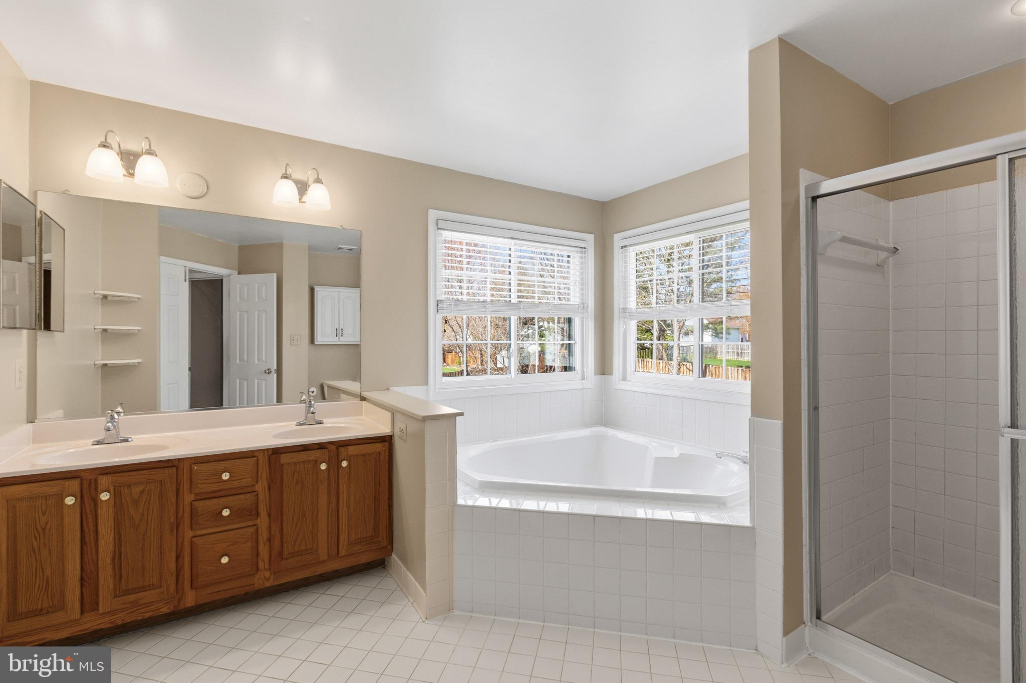 BRIDLEWOOD - Residential