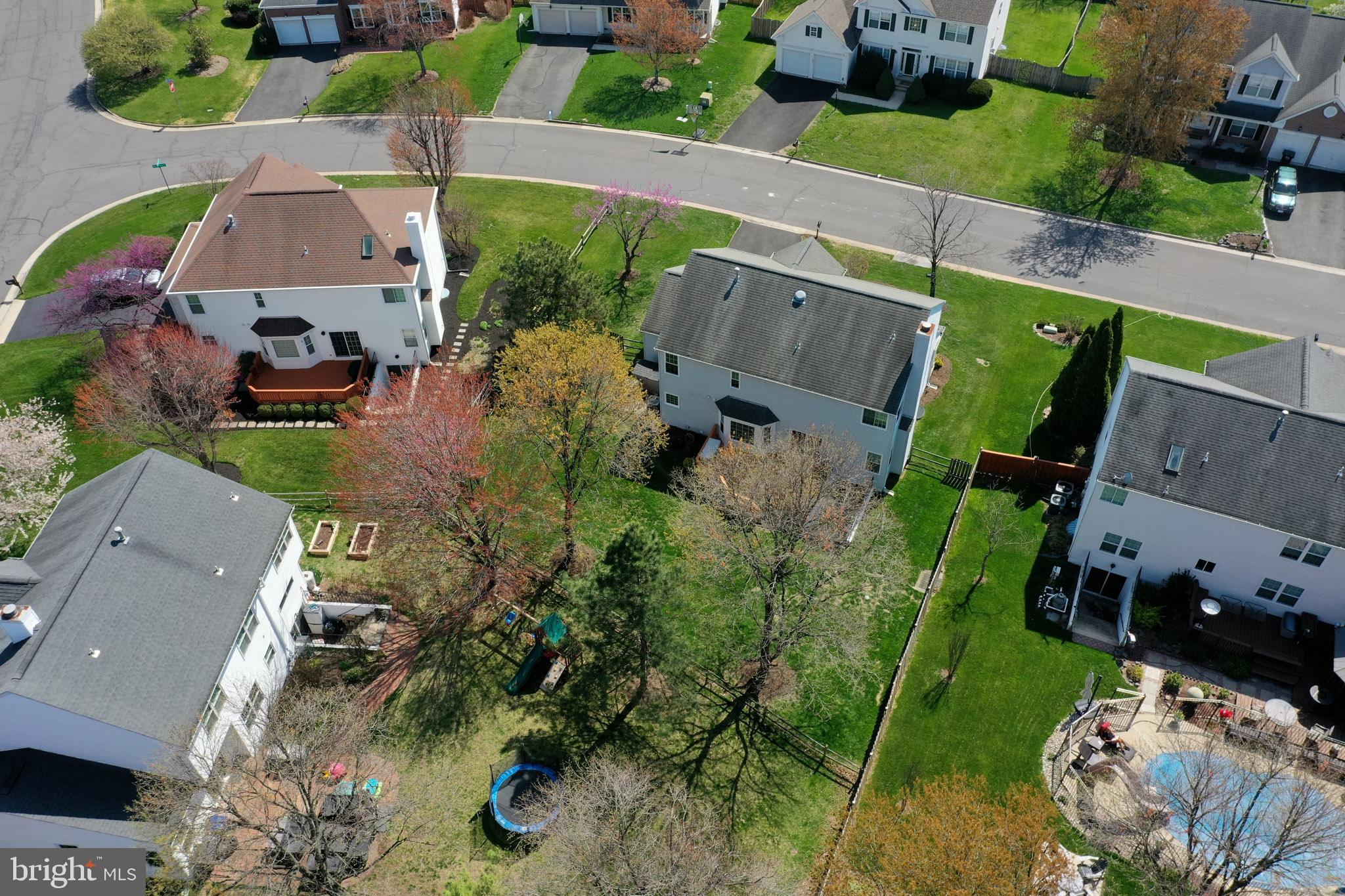 BRIDLEWOOD - Residential