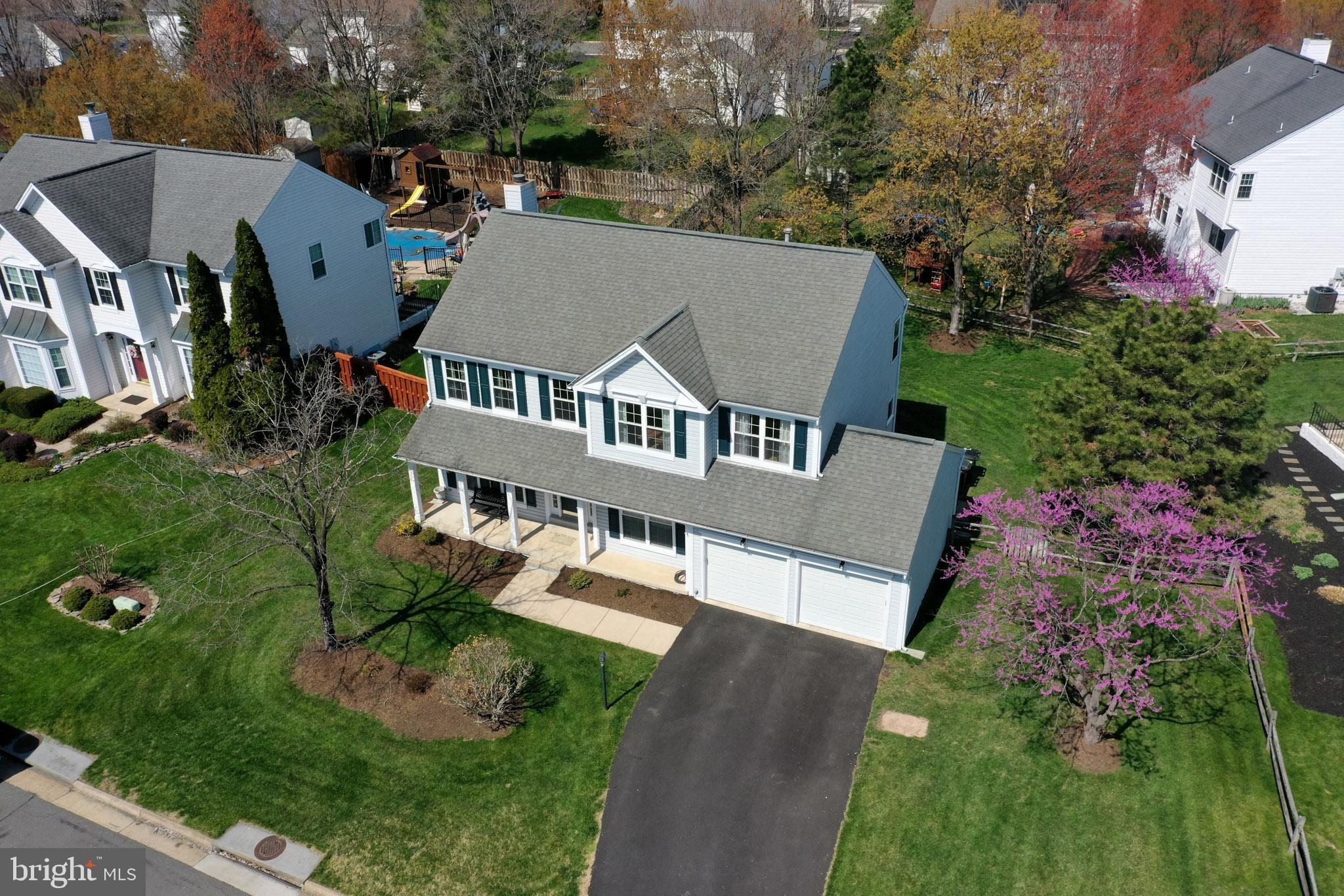 BRIDLEWOOD - Residential