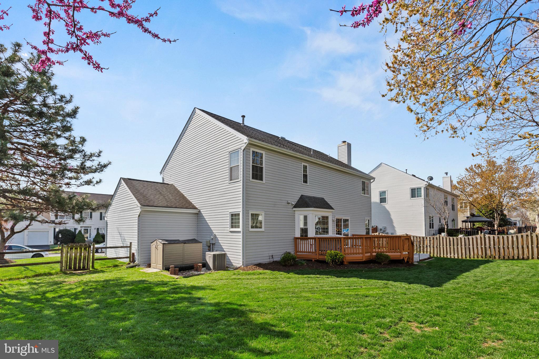 BRIDLEWOOD - Residential