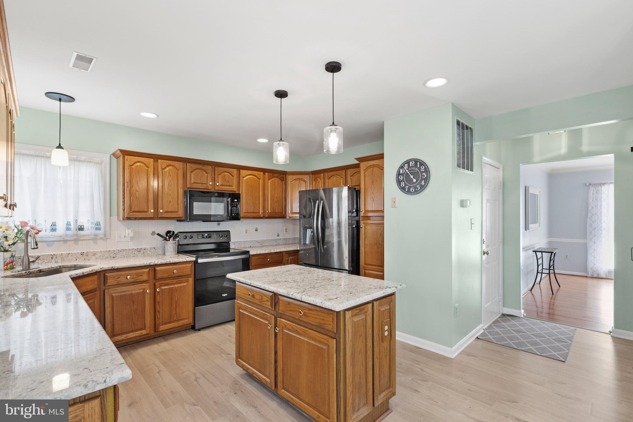 BRIDLEWOOD - Residential