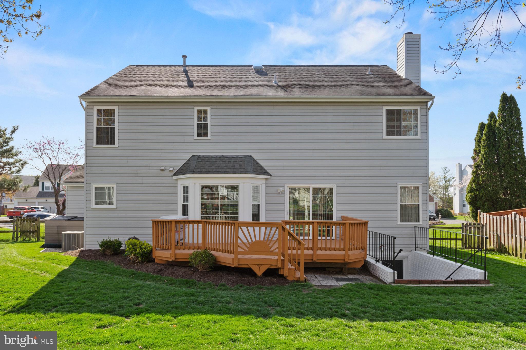 BRIDLEWOOD - Residential