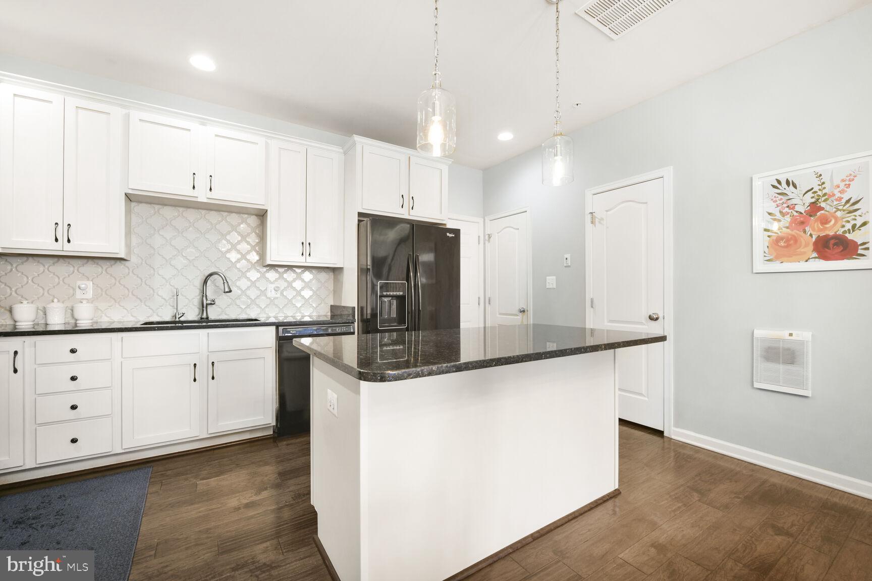 LOUDOUN - Residential