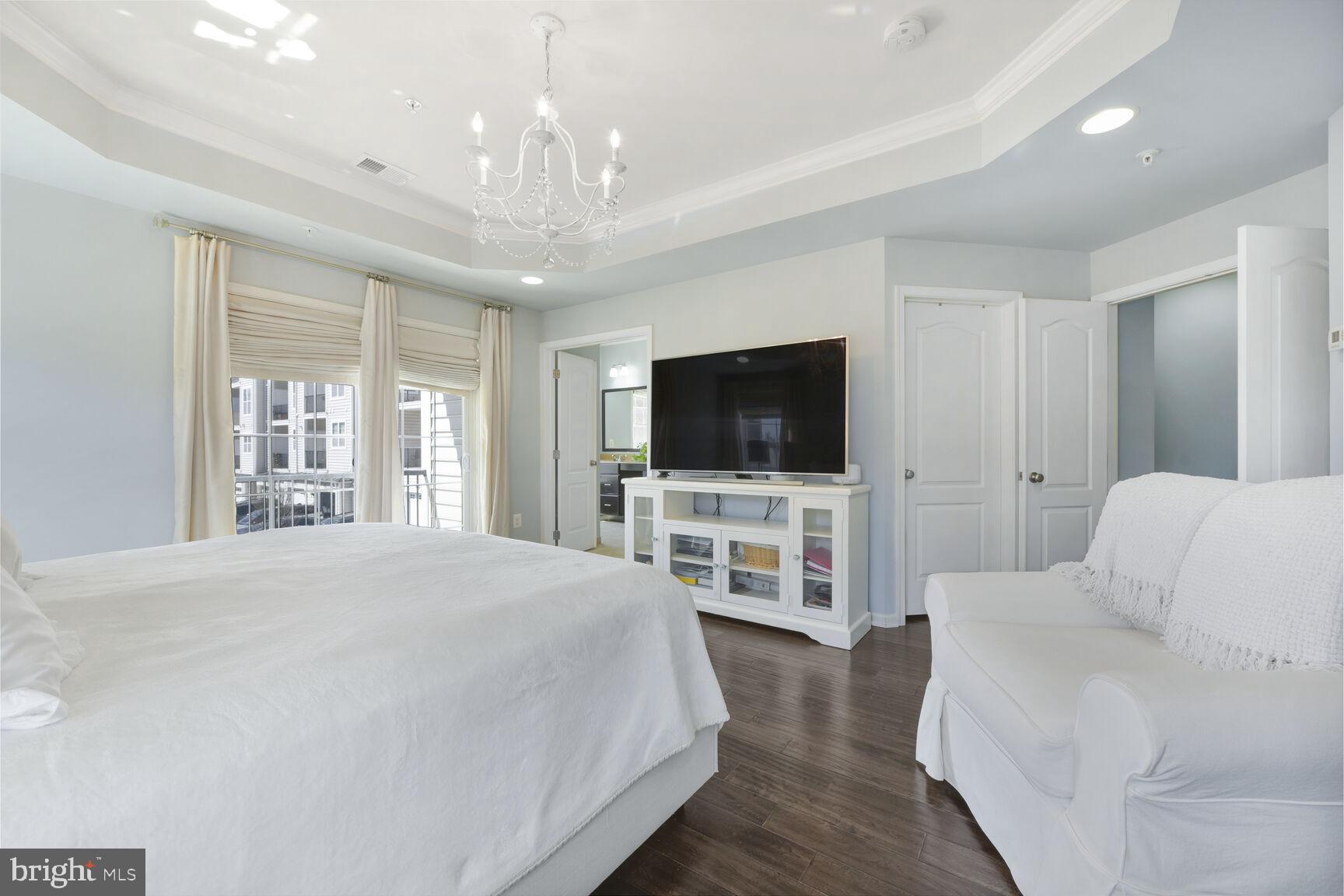 LOUDOUN - Residential