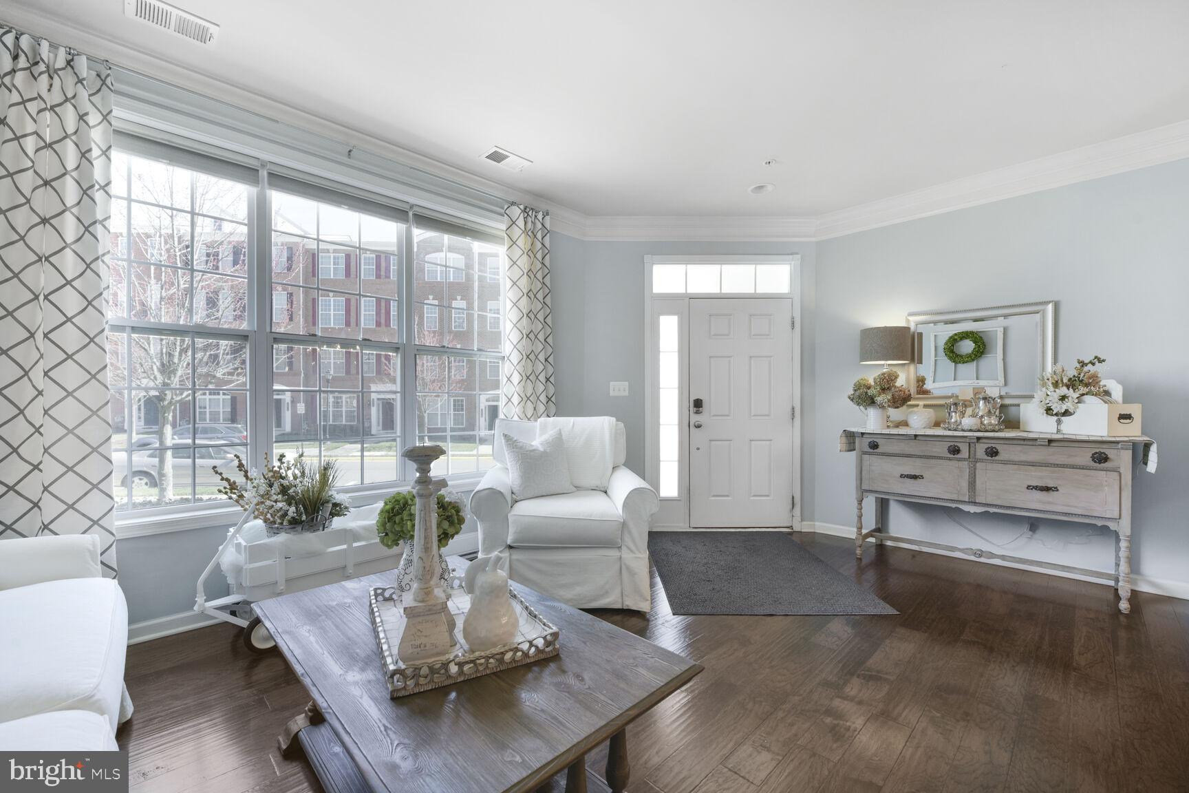 LOUDOUN - Residential