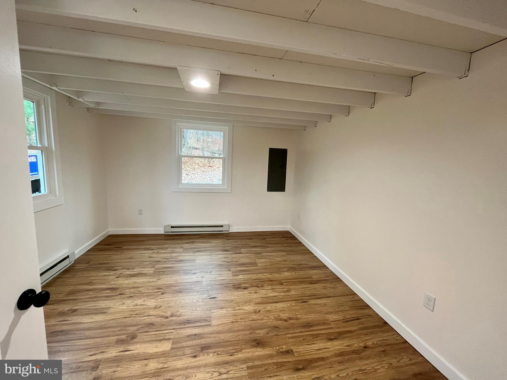 SLEEPY HOLLOW - Residential