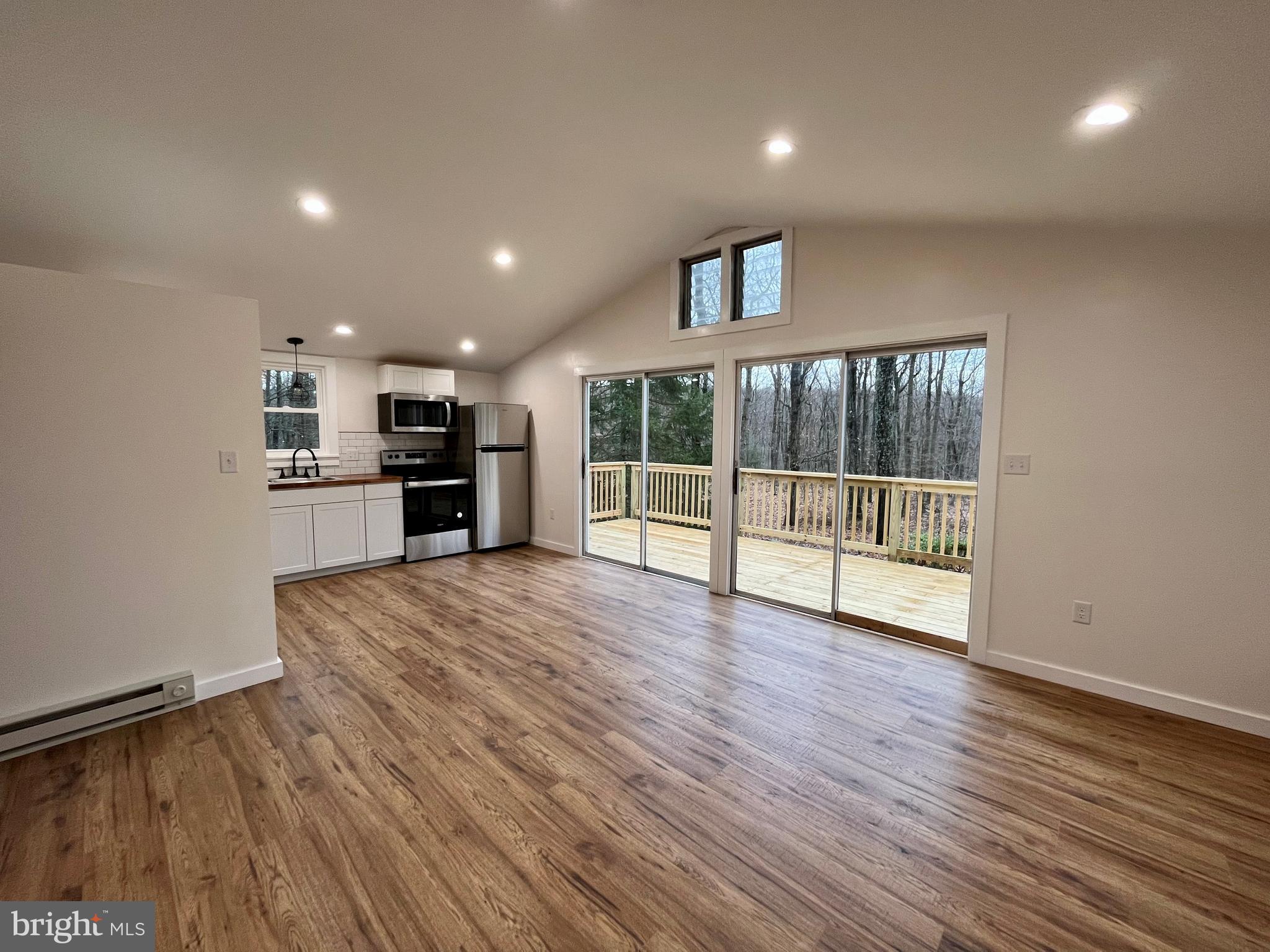 SLEEPY HOLLOW - Residential