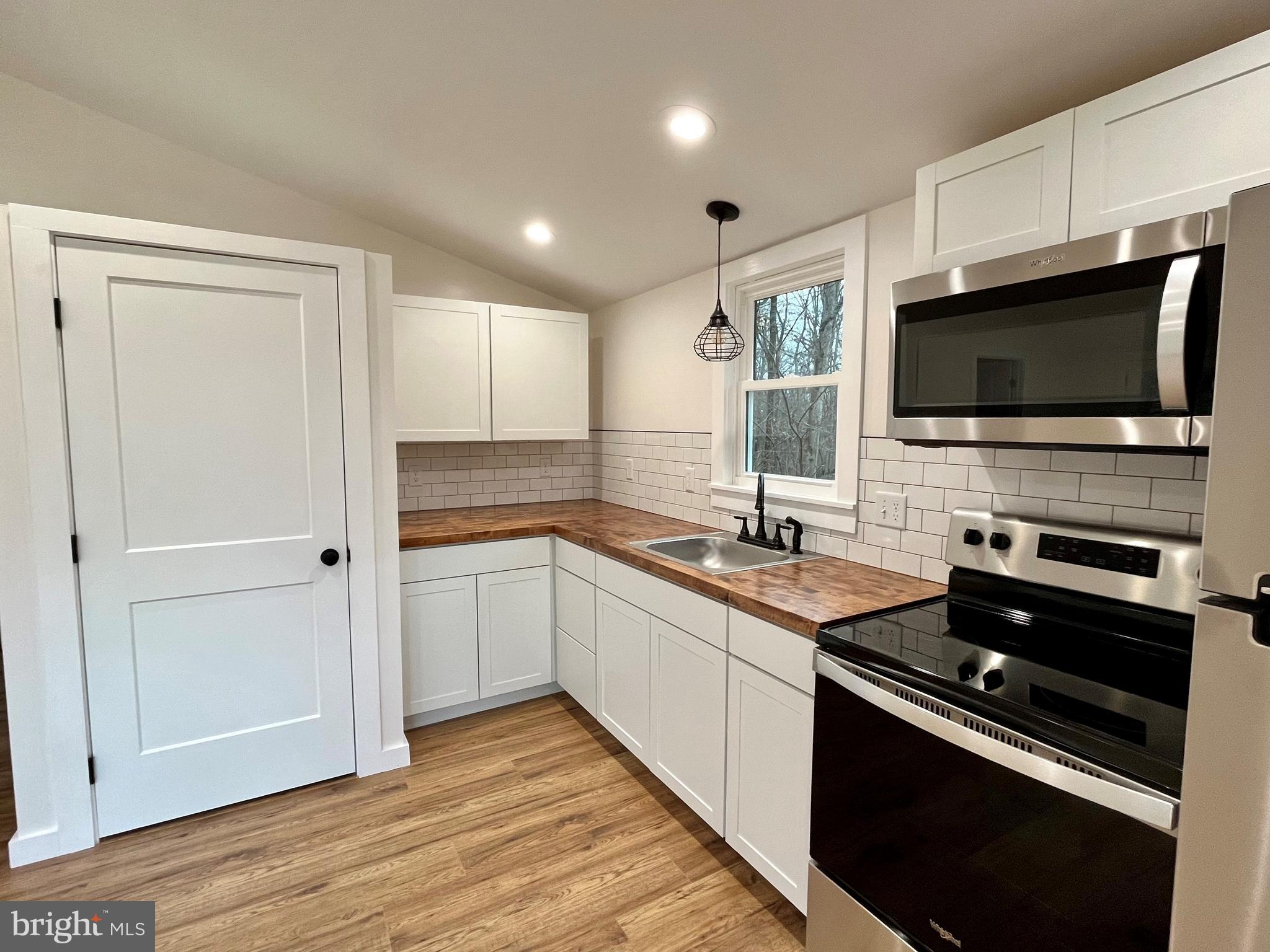 SLEEPY HOLLOW - Residential