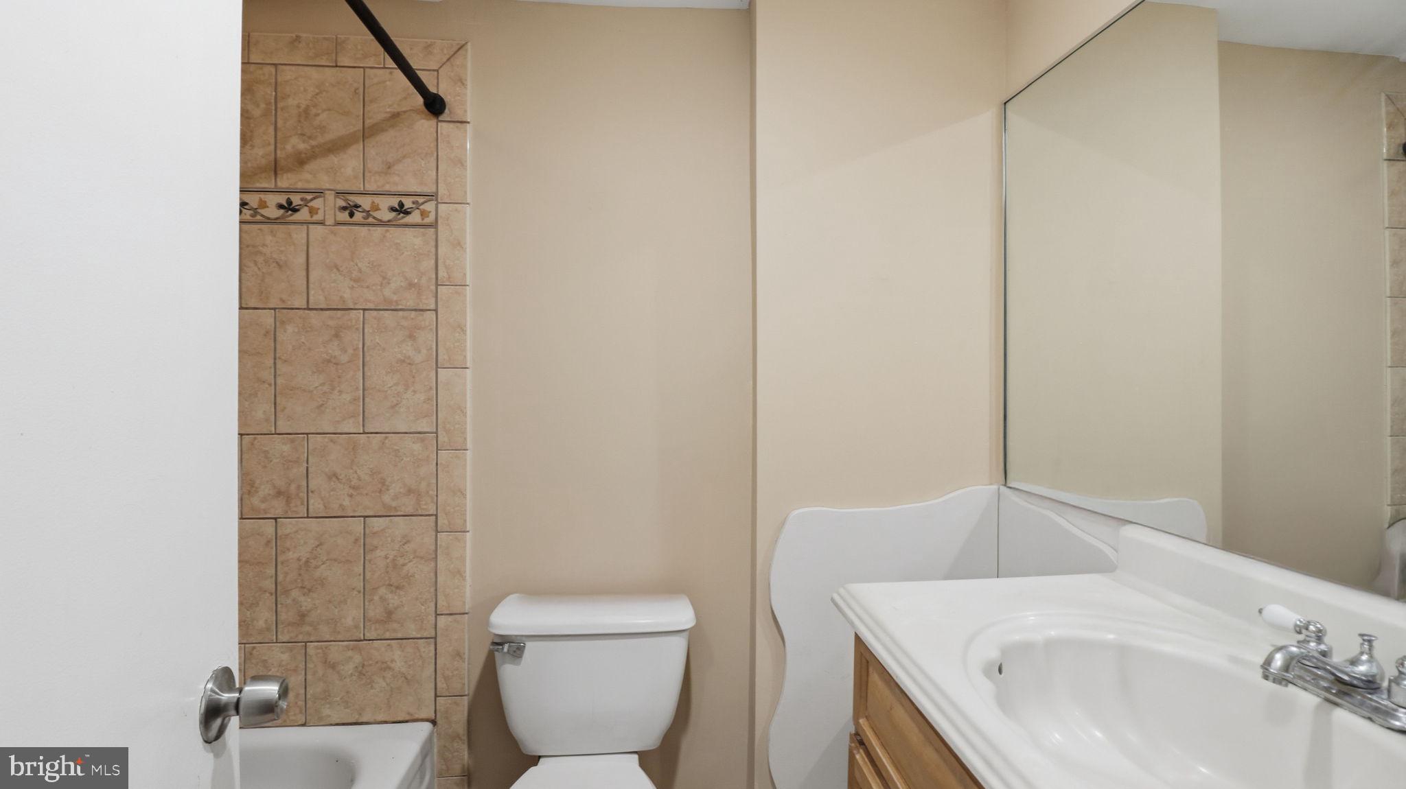 HERMITAGE WOODS - Residential