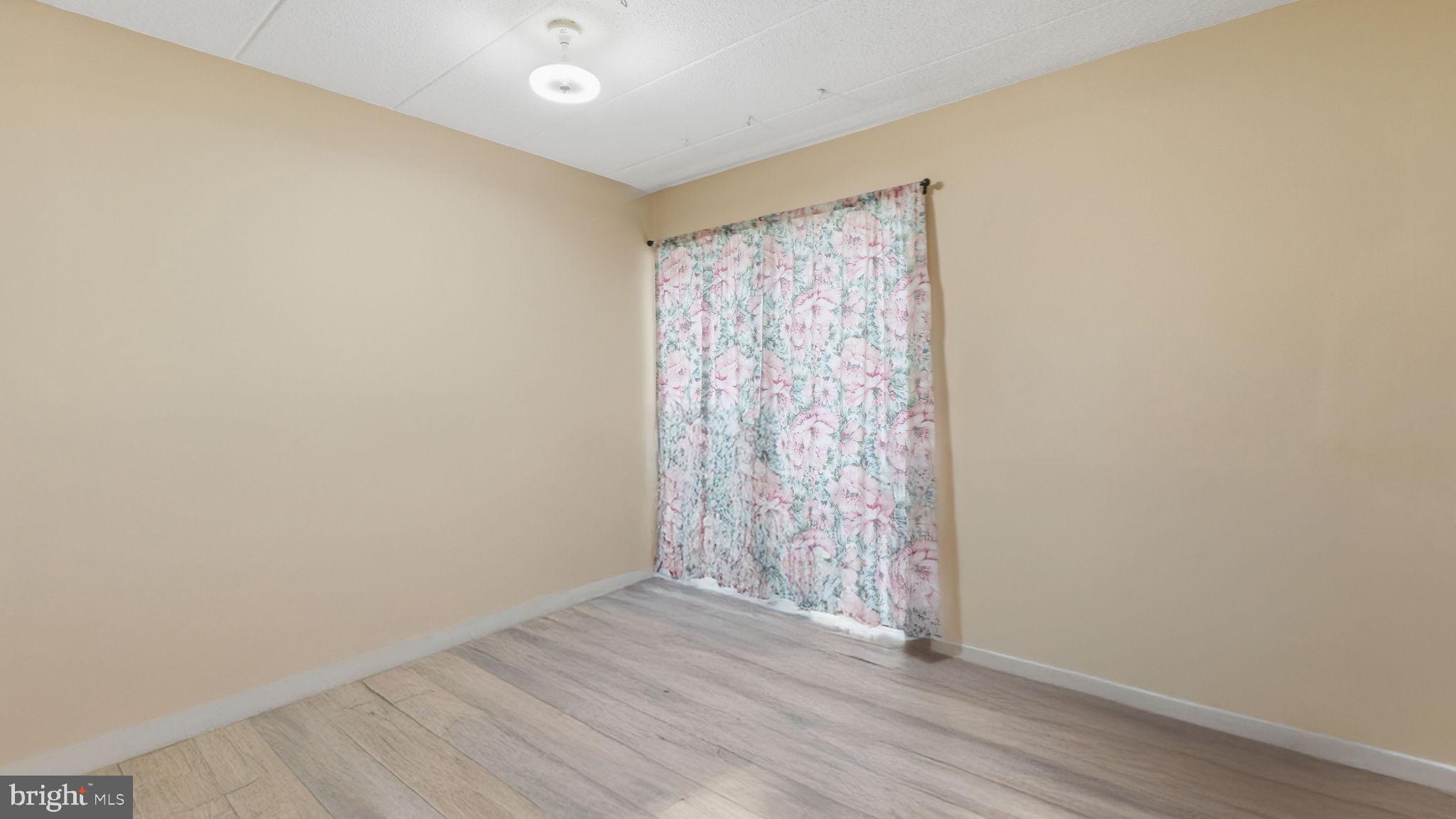 HERMITAGE WOODS - Residential