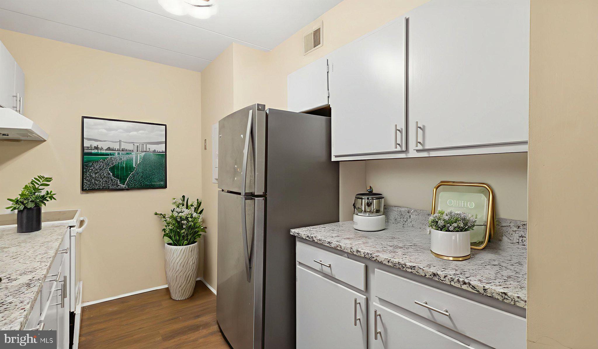 HERMITAGE WOODS - Residential