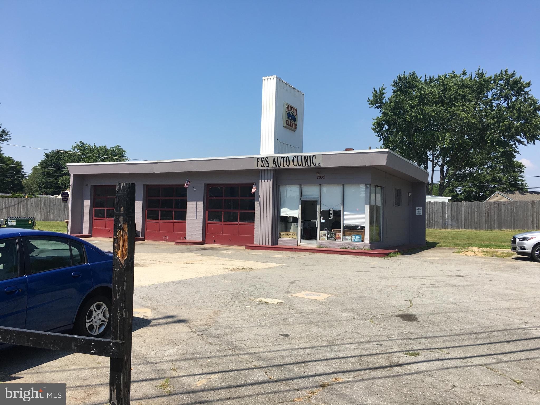 BRISTOL - Commercial Lease