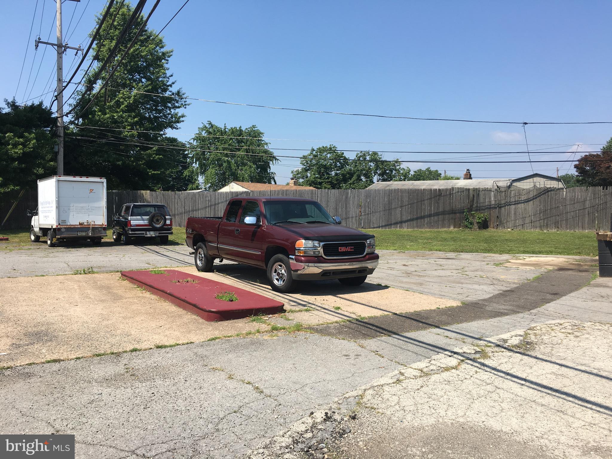 BRISTOL - Commercial Lease