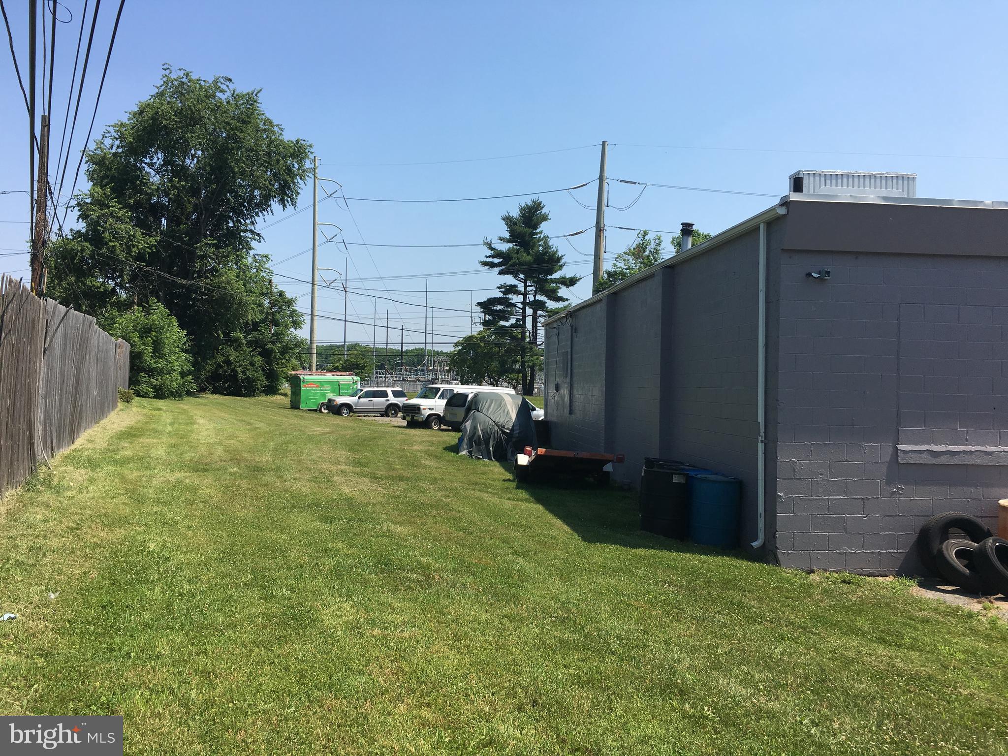 BRISTOL - Commercial Lease