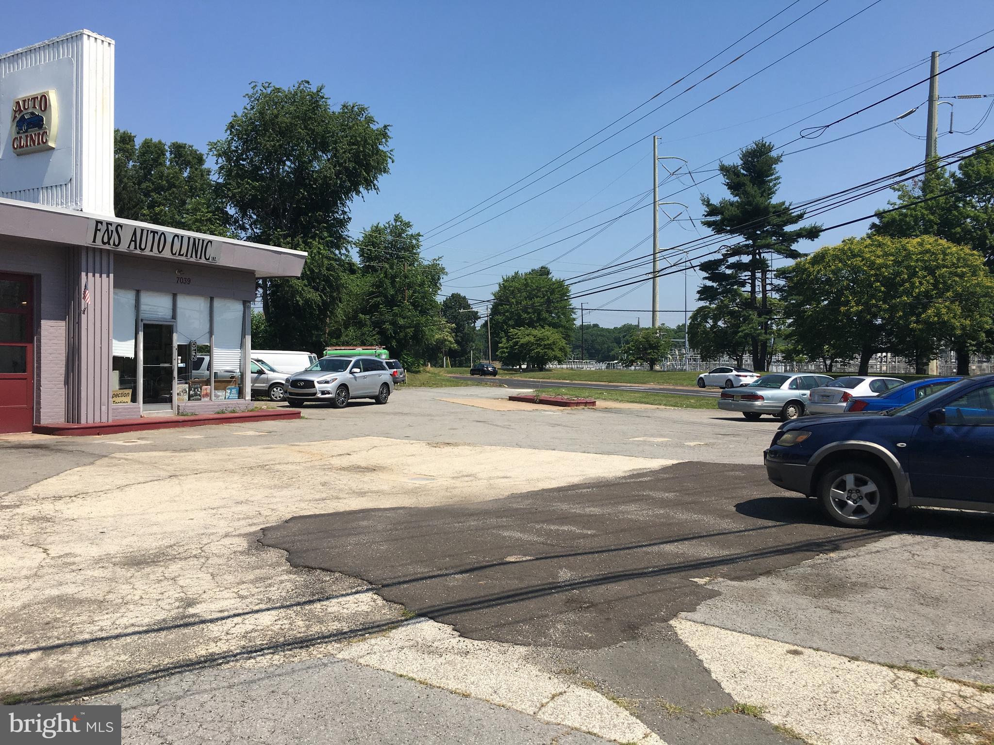 BRISTOL - Commercial Lease