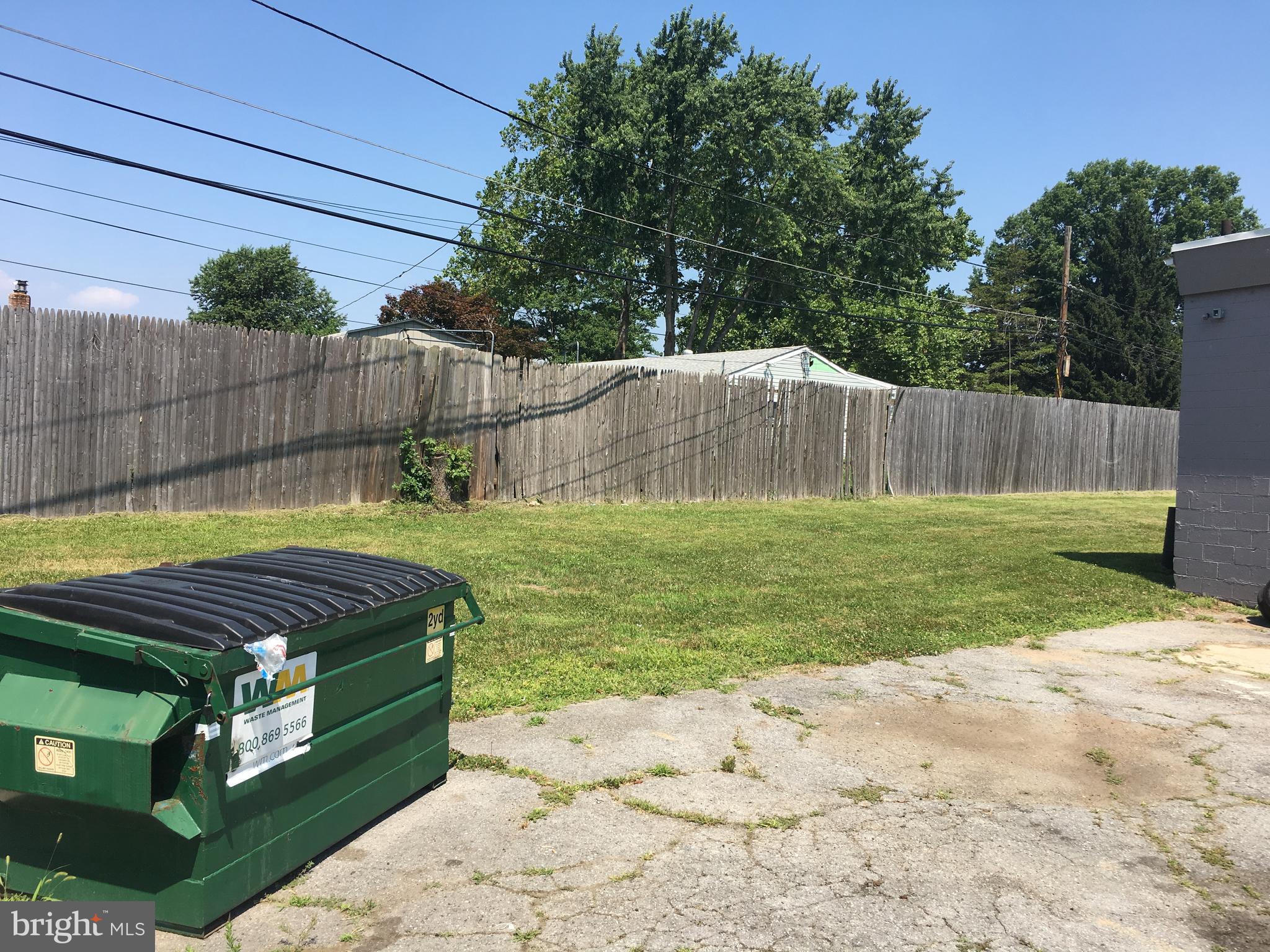 BRISTOL - Commercial Lease