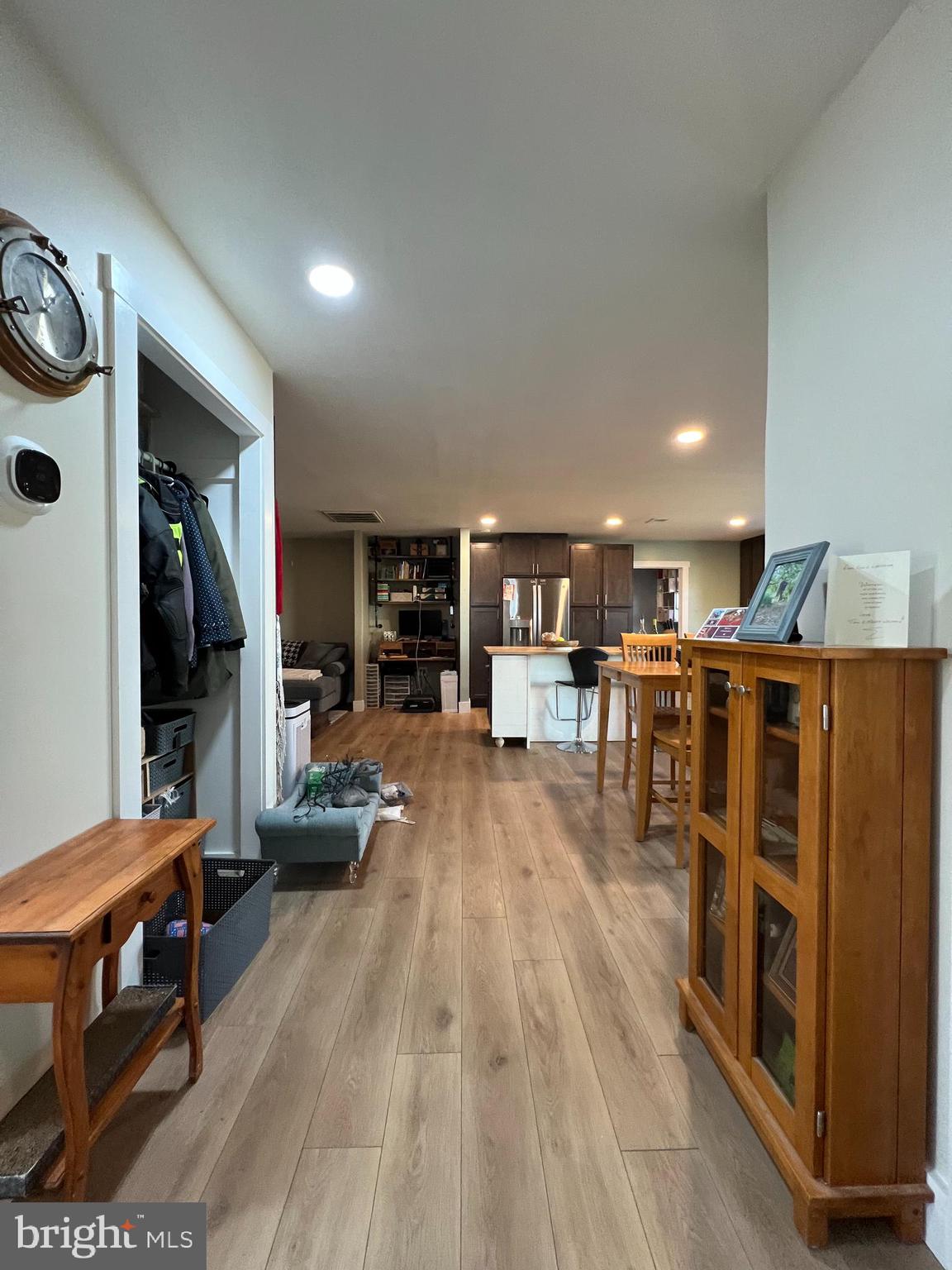 FOUR SEASONS ESTATES - Residential Lease