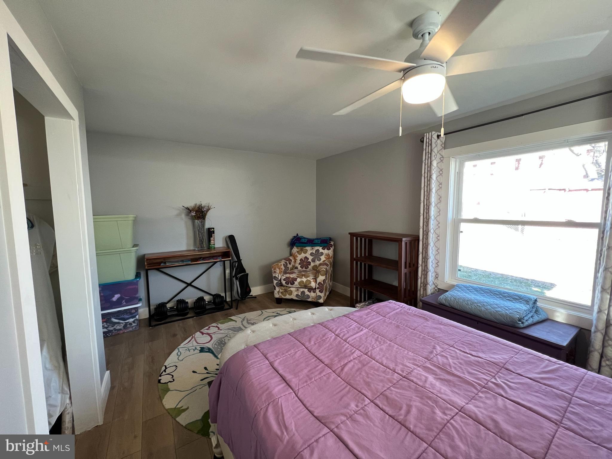 FOUR SEASONS ESTATES - Residential Lease