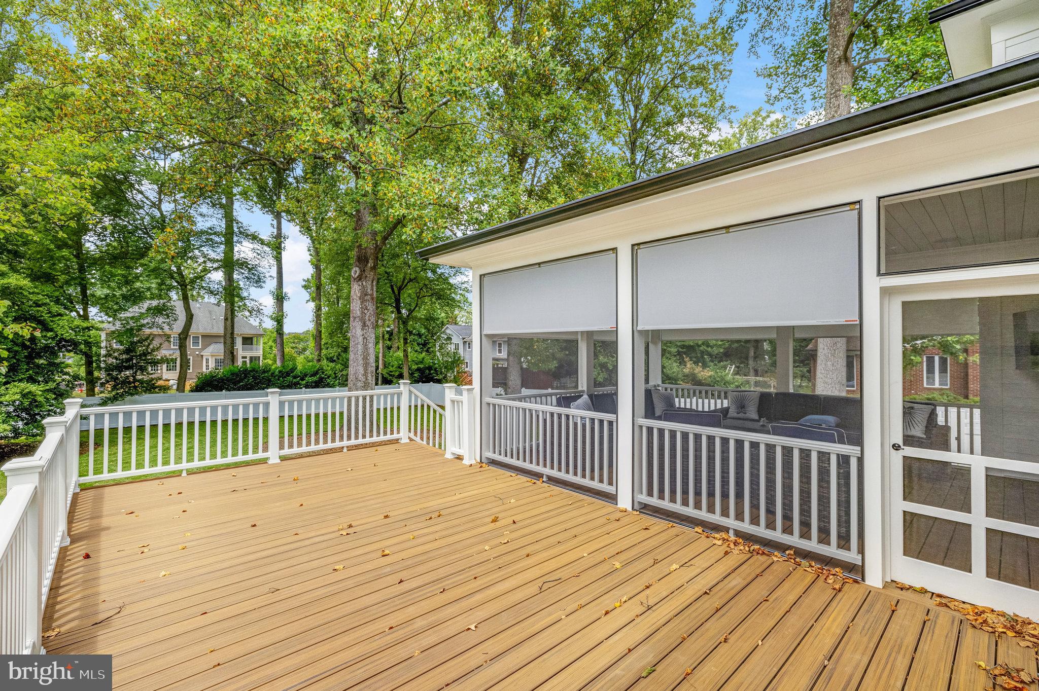 MURMURING PINES - Residential