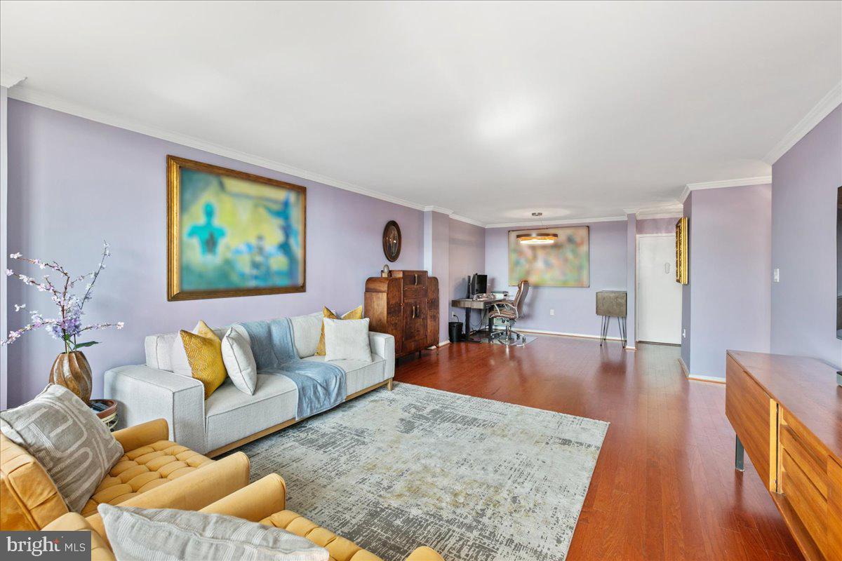 801 N PITT STREET 909