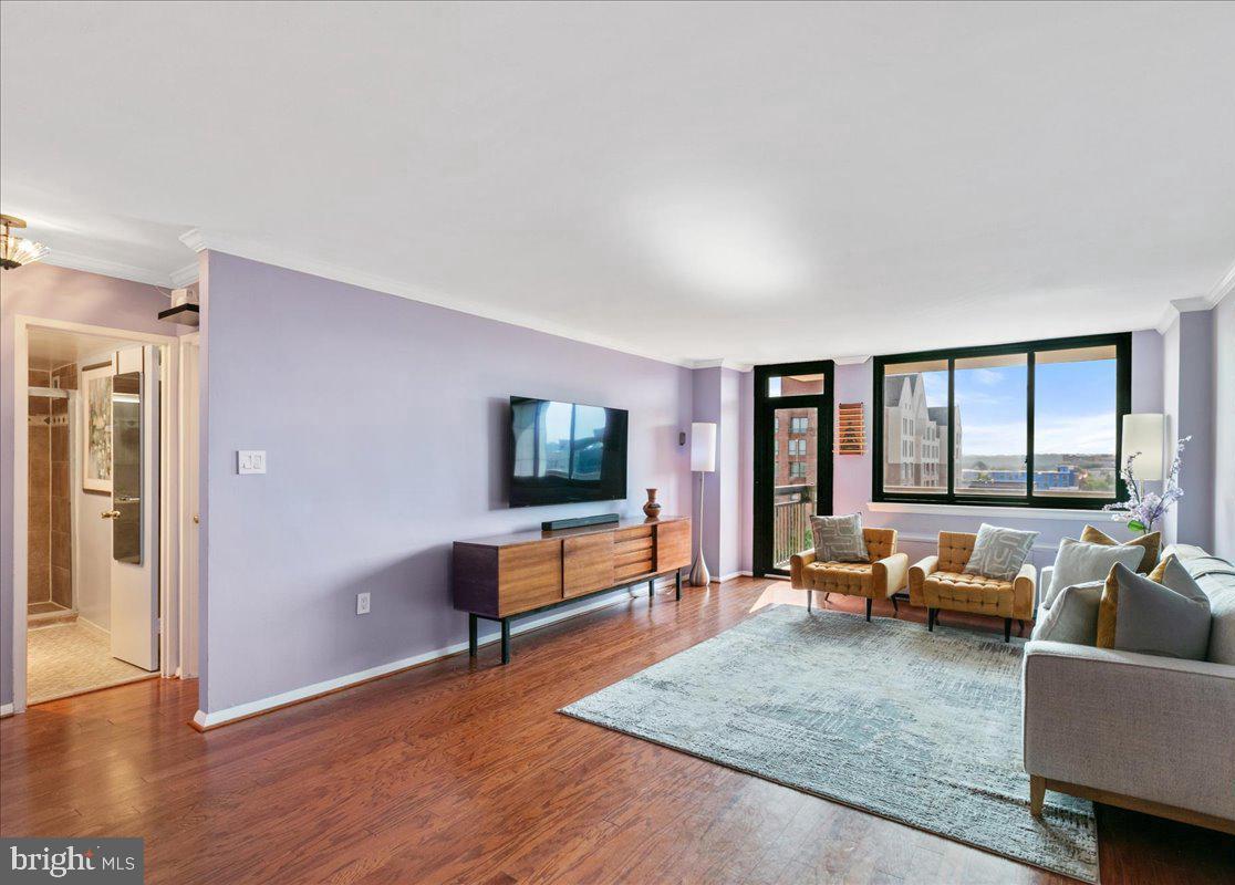 801 N PITT STREET 909