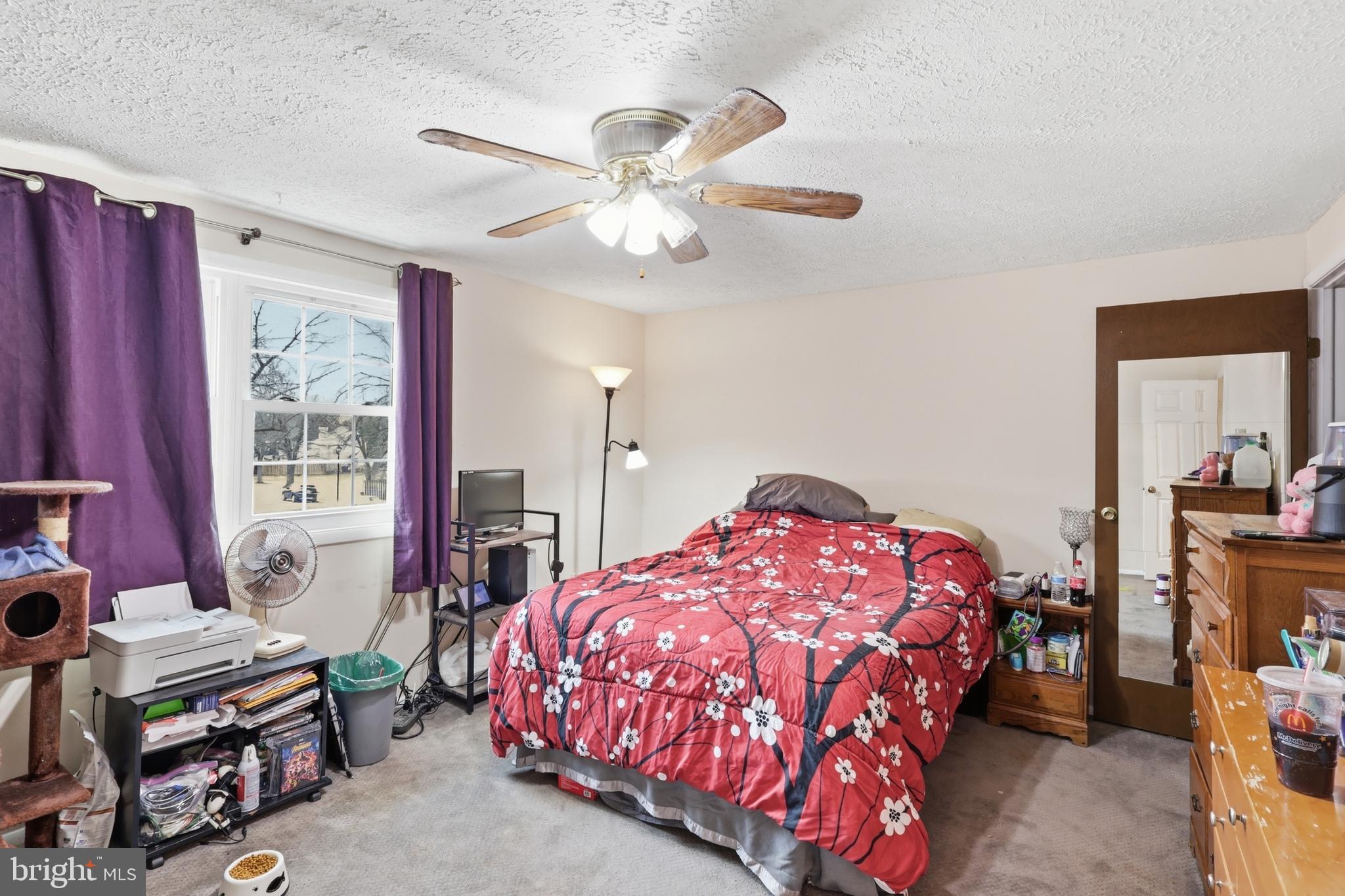 GLADE TOWN - Residential