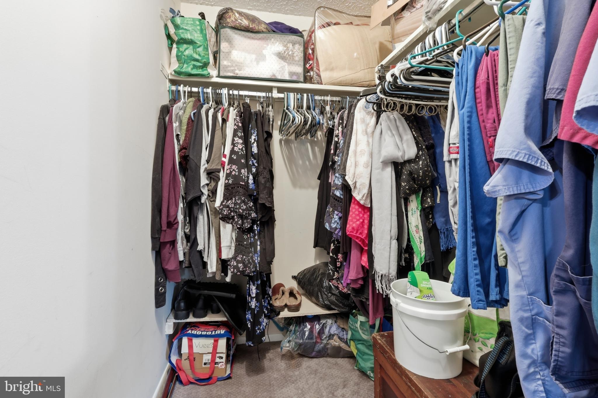 GLADE TOWN - Residential