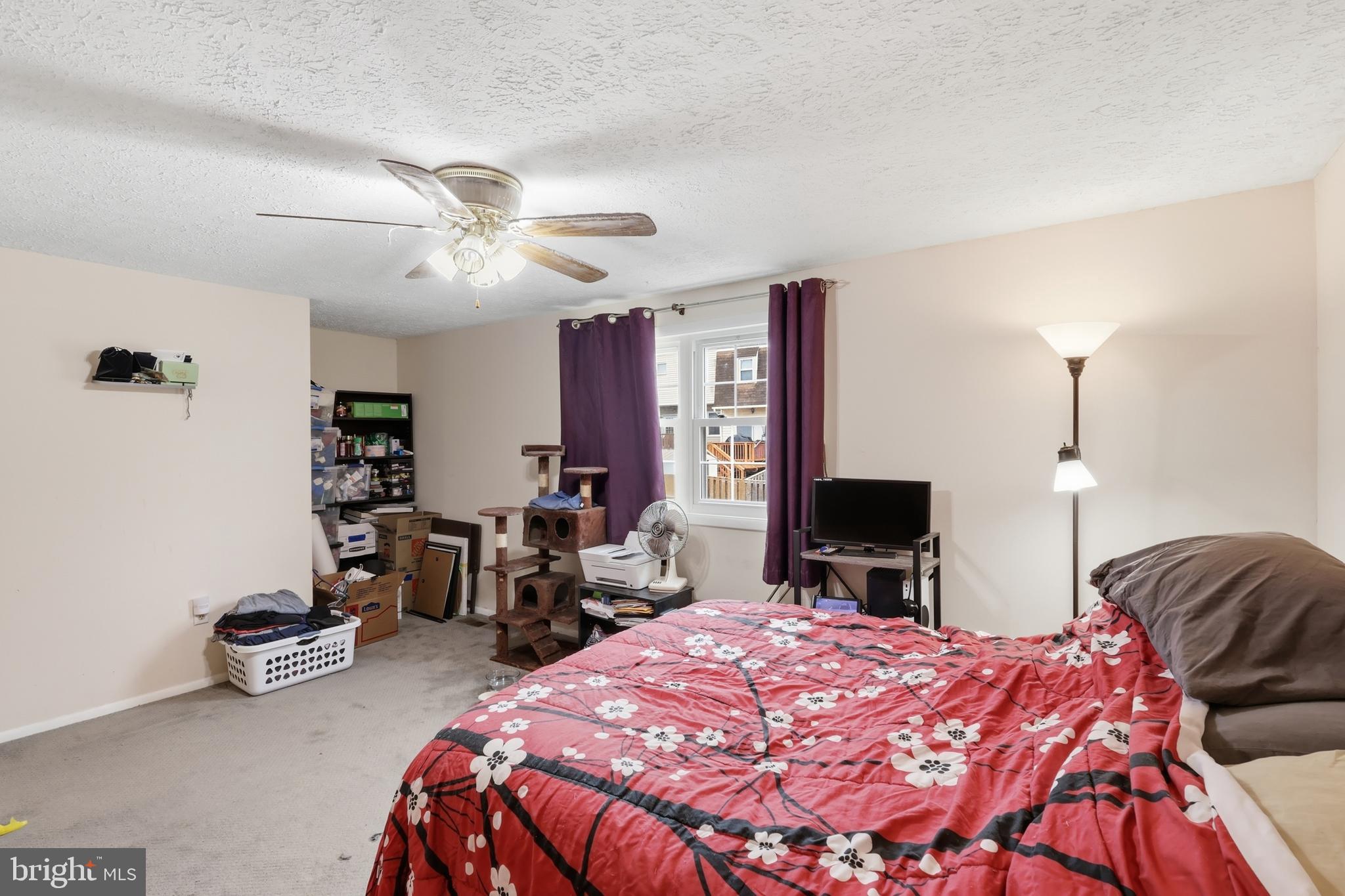 GLADE TOWN - Residential