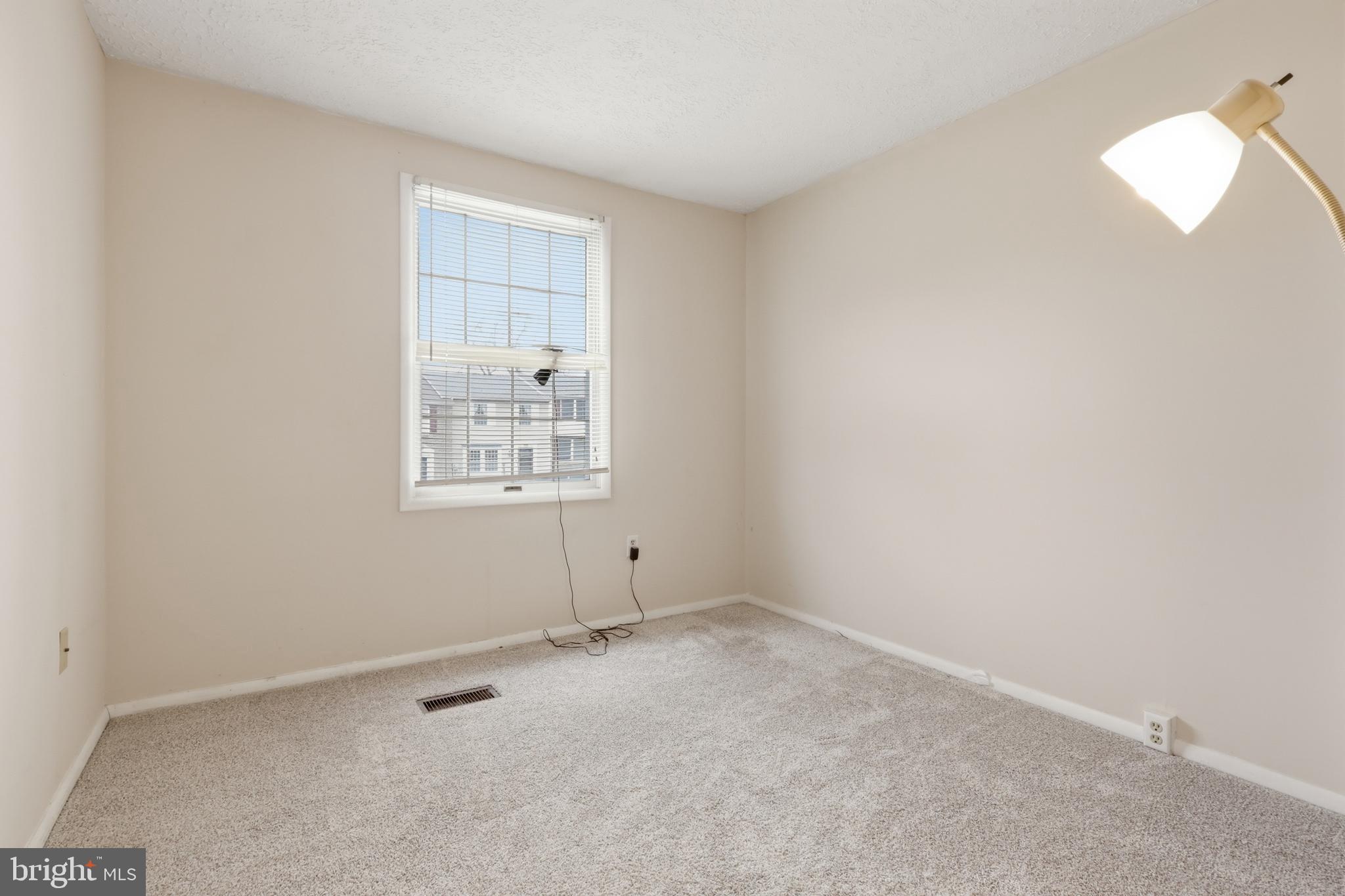 GLADE TOWN - Residential