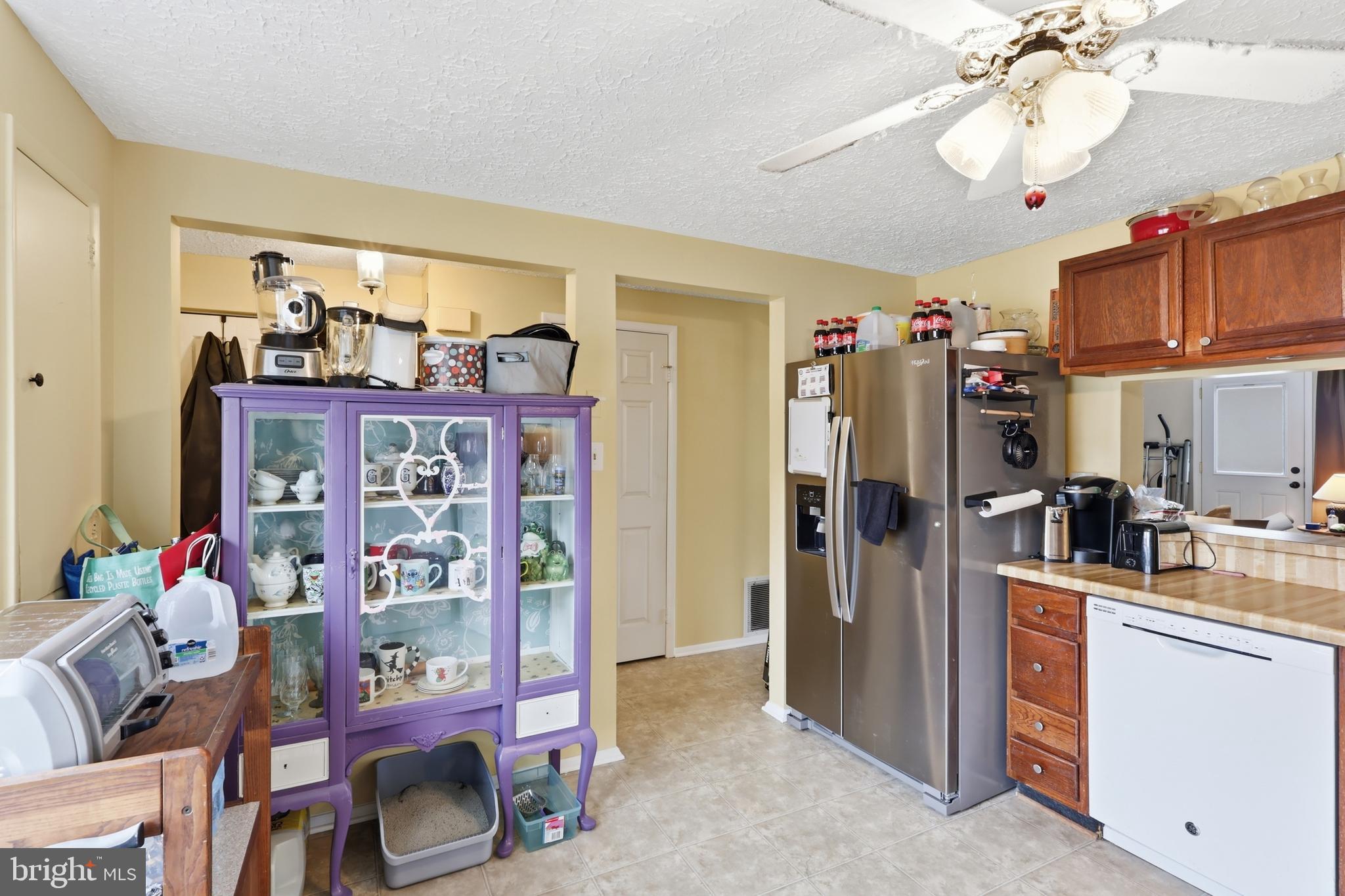 GLADE TOWN - Residential